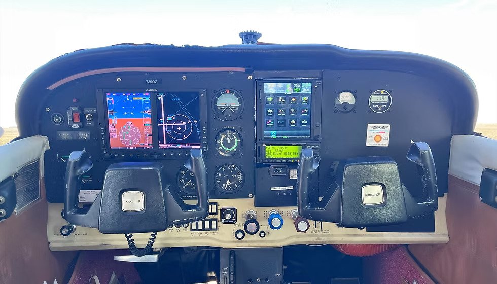 N736QG_Interior.jpg