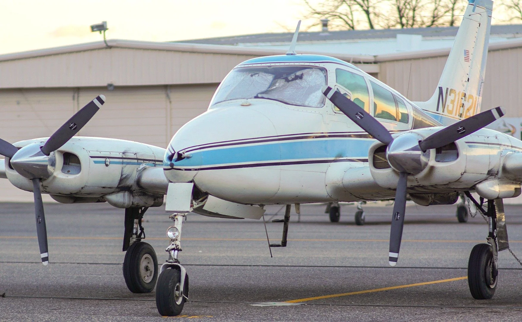 N3162L - 1965 Cessna 310J