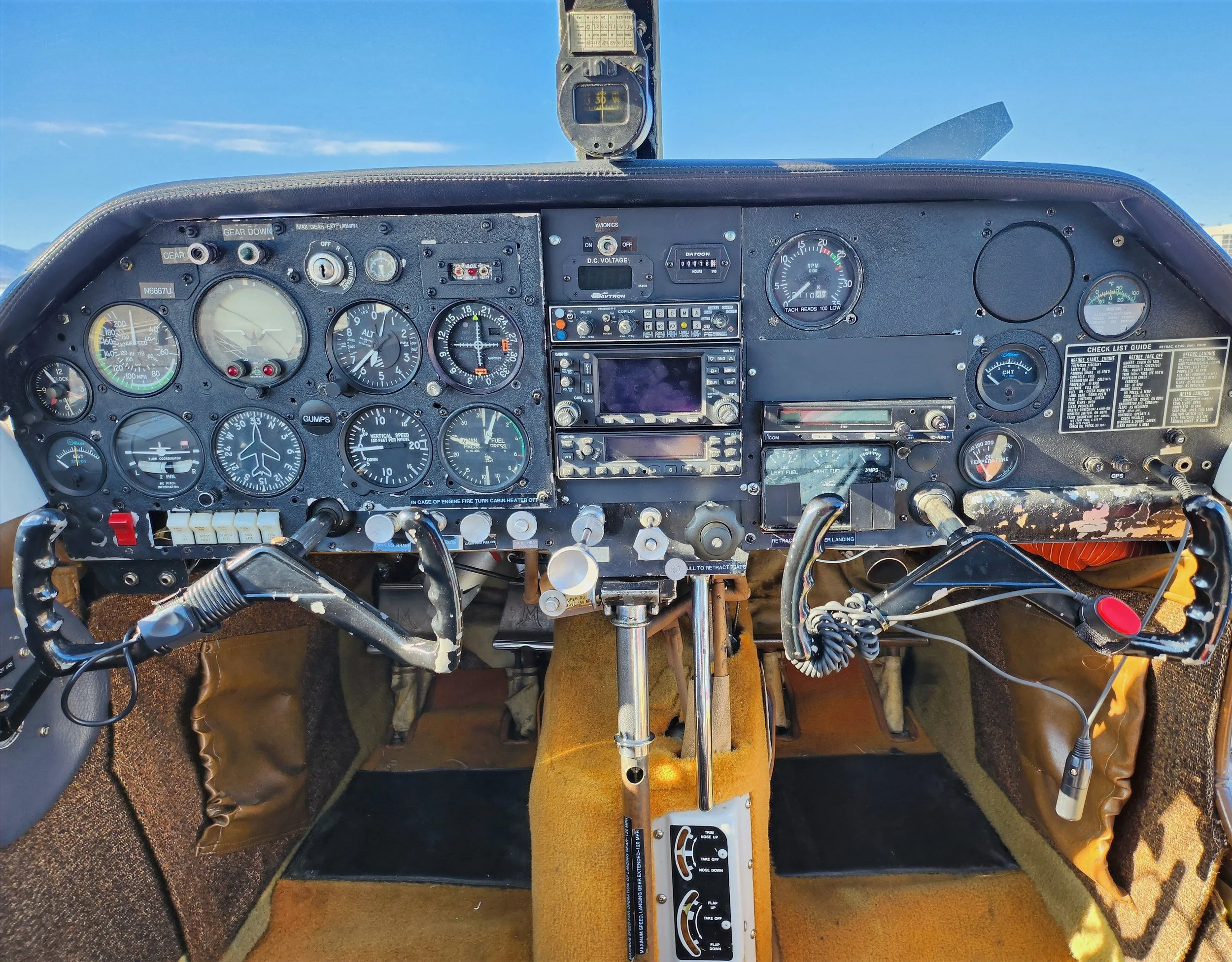 N6667U_Interior.jpg