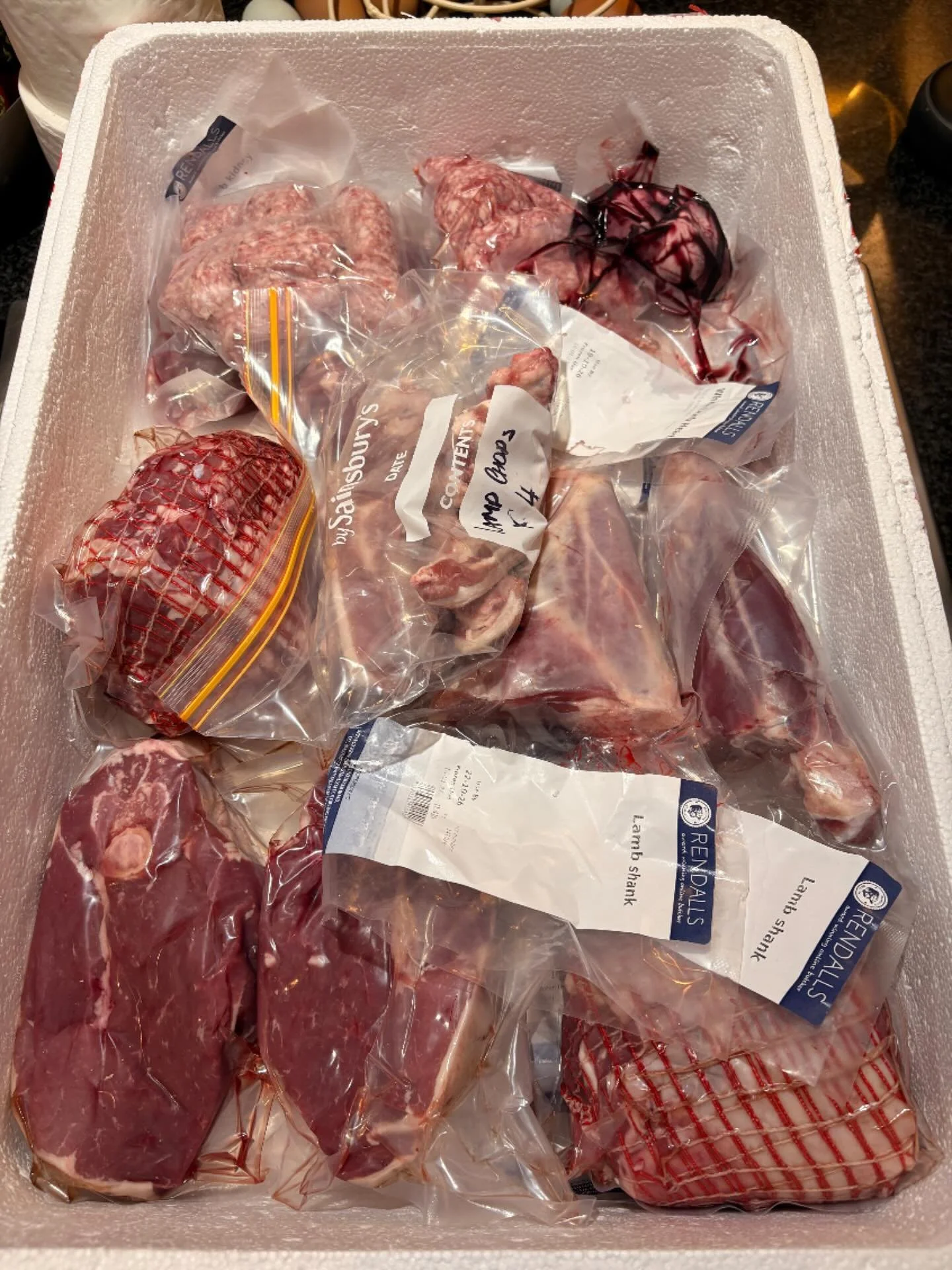 The only meat we&rsquo;ve eaten here with fewer food miles were our own pigs. Pleasure doing business with you @theweebohemianlife - plans already afoot for the heart! This is our second half lamb box, having just finished the last from the last a we