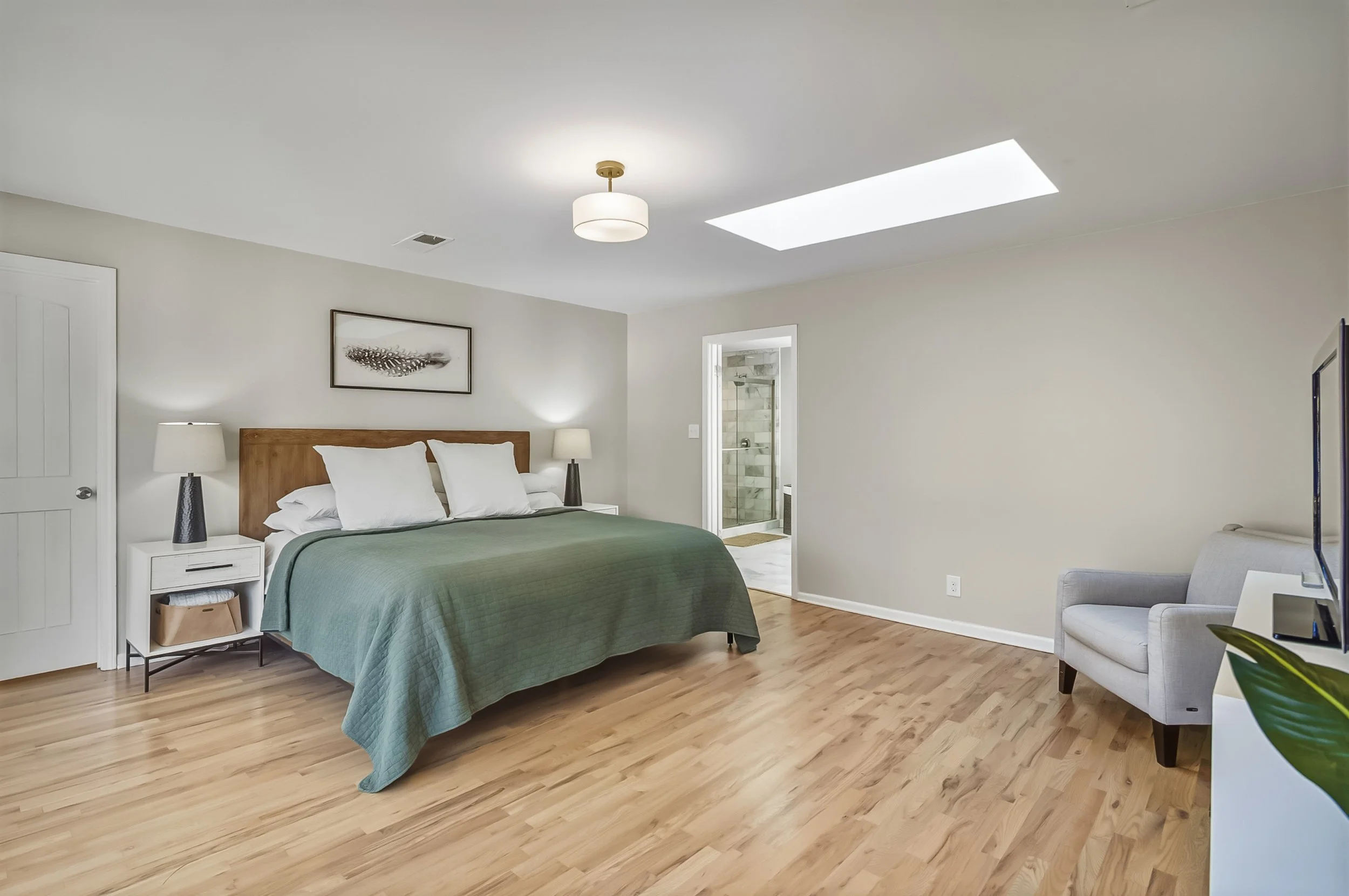 039-5155 Shady Grove Rd-MLS Version.jpg