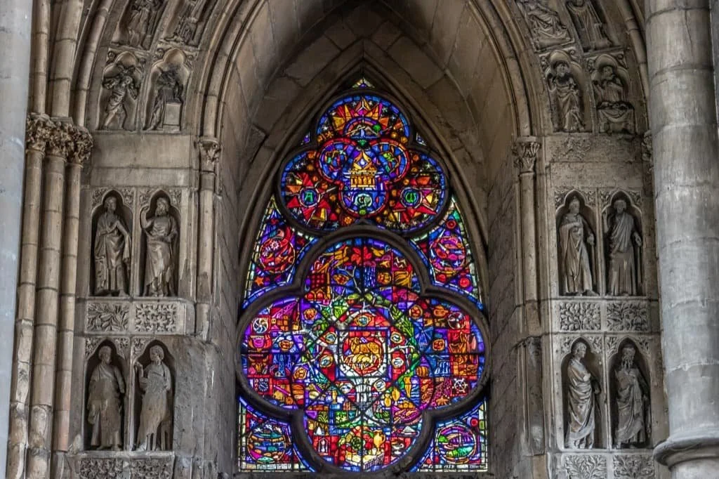 Stained glass in Reims cathedral | Max Maximov | Adobe Stock.jpeg