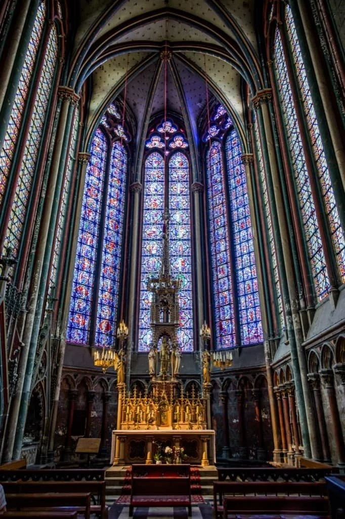 Amiens Cathedral stained glass | Gerald Villena | Adobe Stock.jpeg