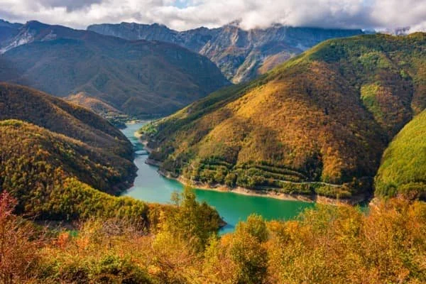 This Gorgeous Valley an Hour and a Half from Pisa is Still Under the Radar, For Now