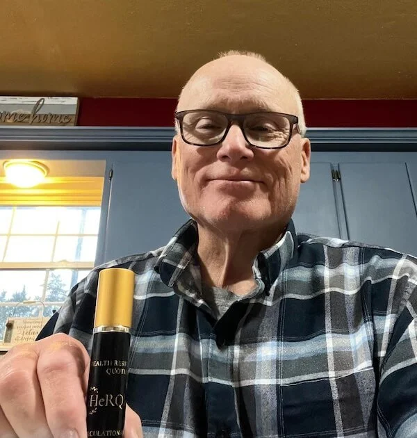 iHeRQles review testimonial describing improved sleep and reduced edema