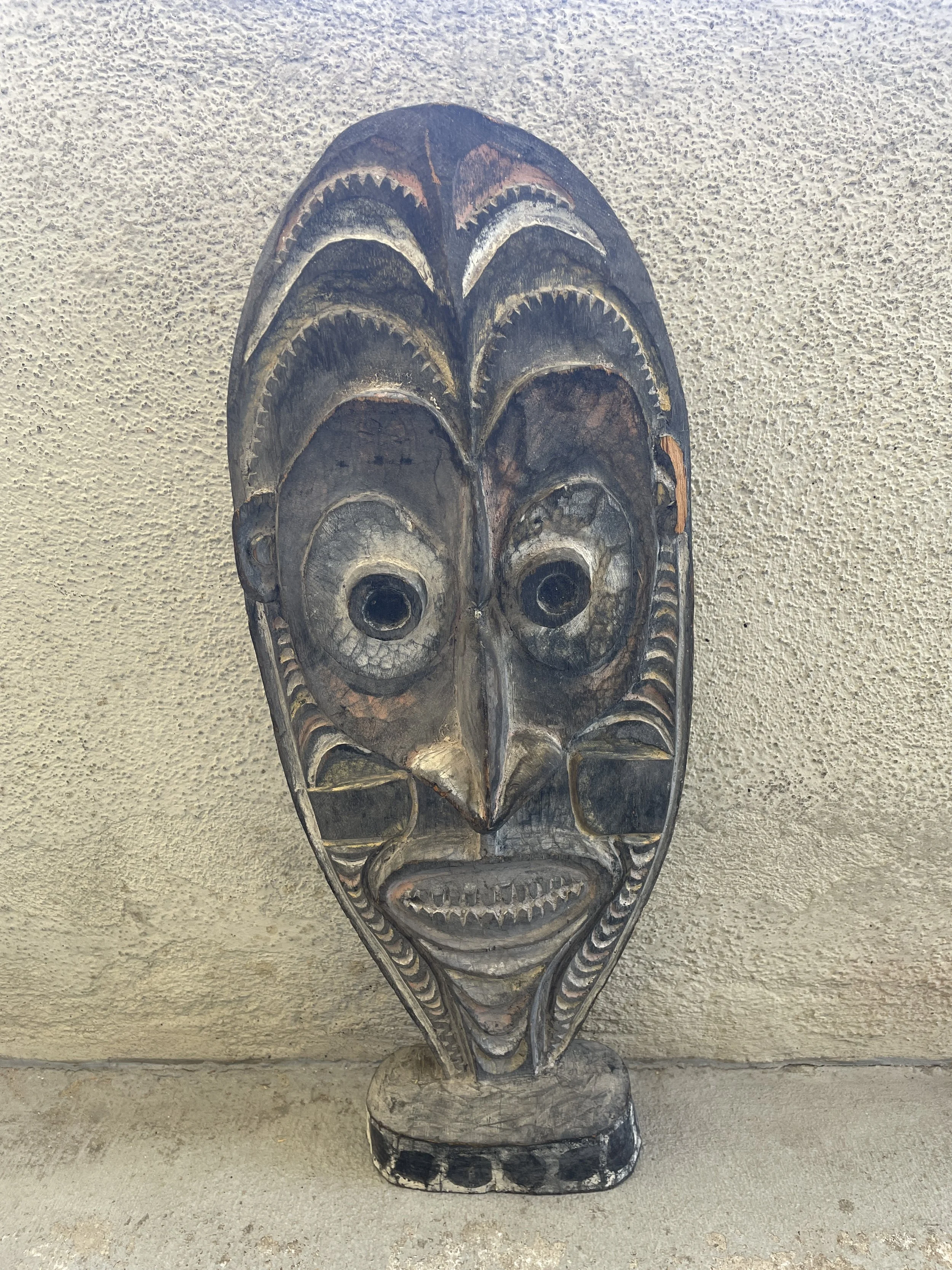 Papua New Guinea "Trader Sam's" Tribal Sepik Tiki Mask Display Decor