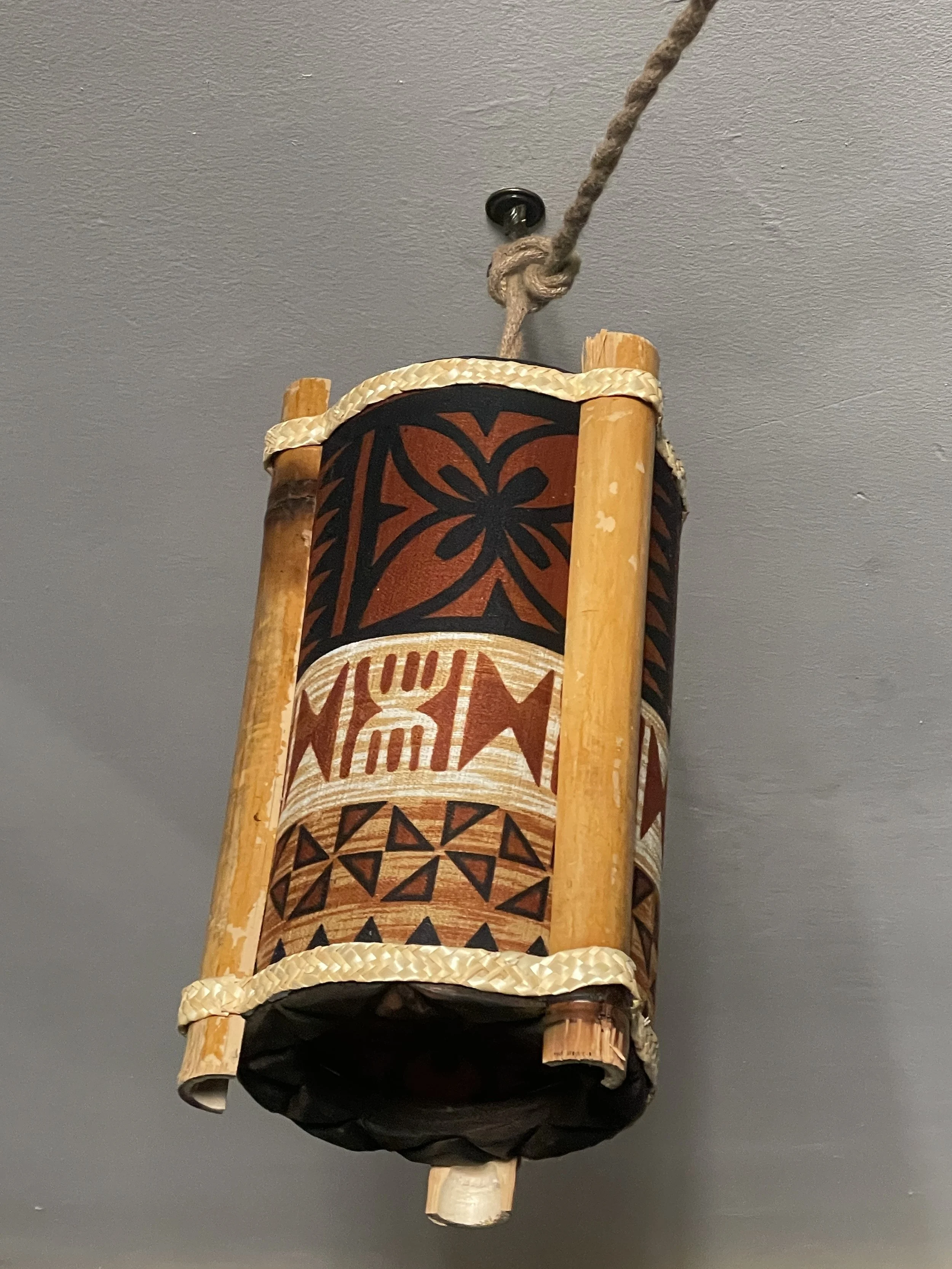 Kon-Tiki Bamboo Tripod Tiki Swag Lamp