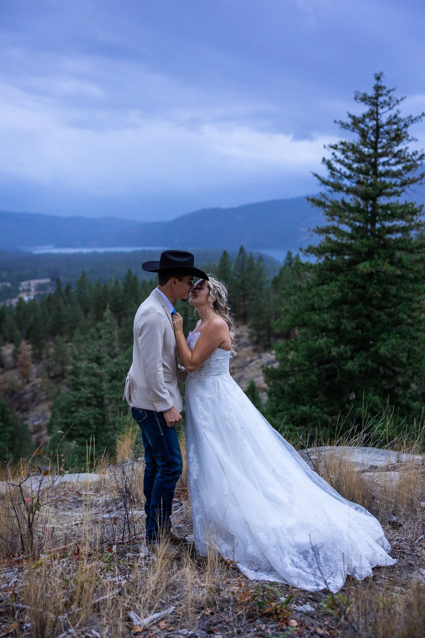 Kailey & Daniel Preview-23.jpg