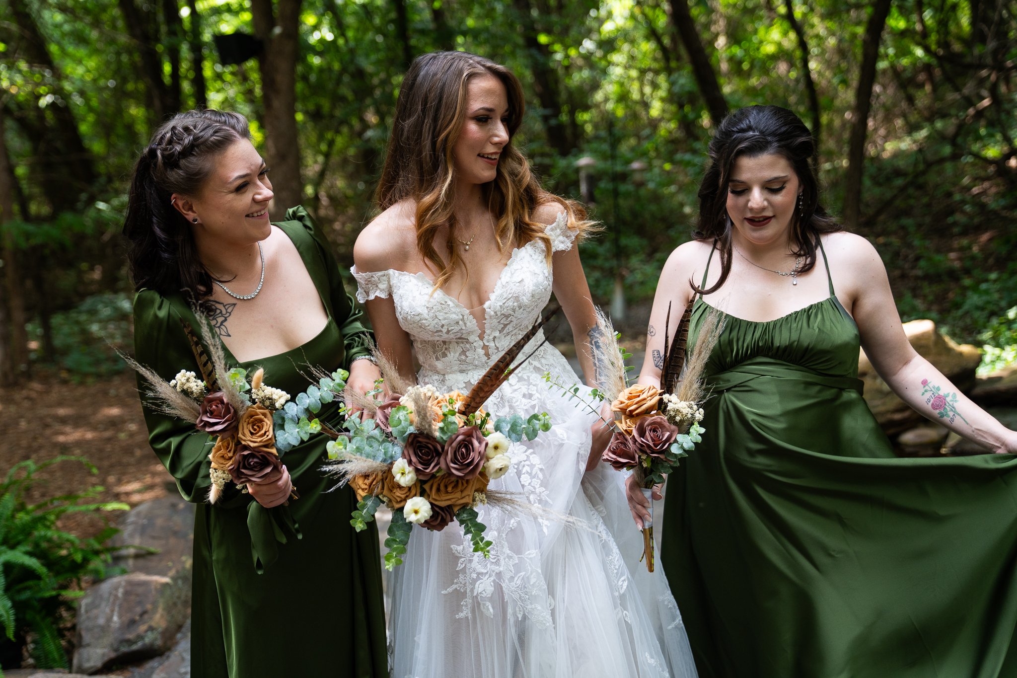 Hannah & Jon Sneak Peek-17.jpg