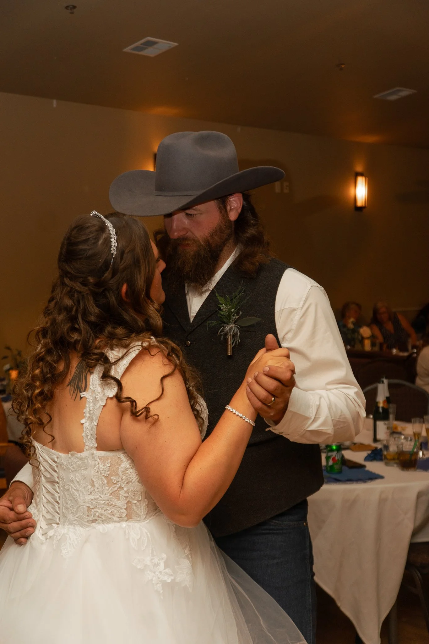 Arista & John Wedding Preview-21.jpg