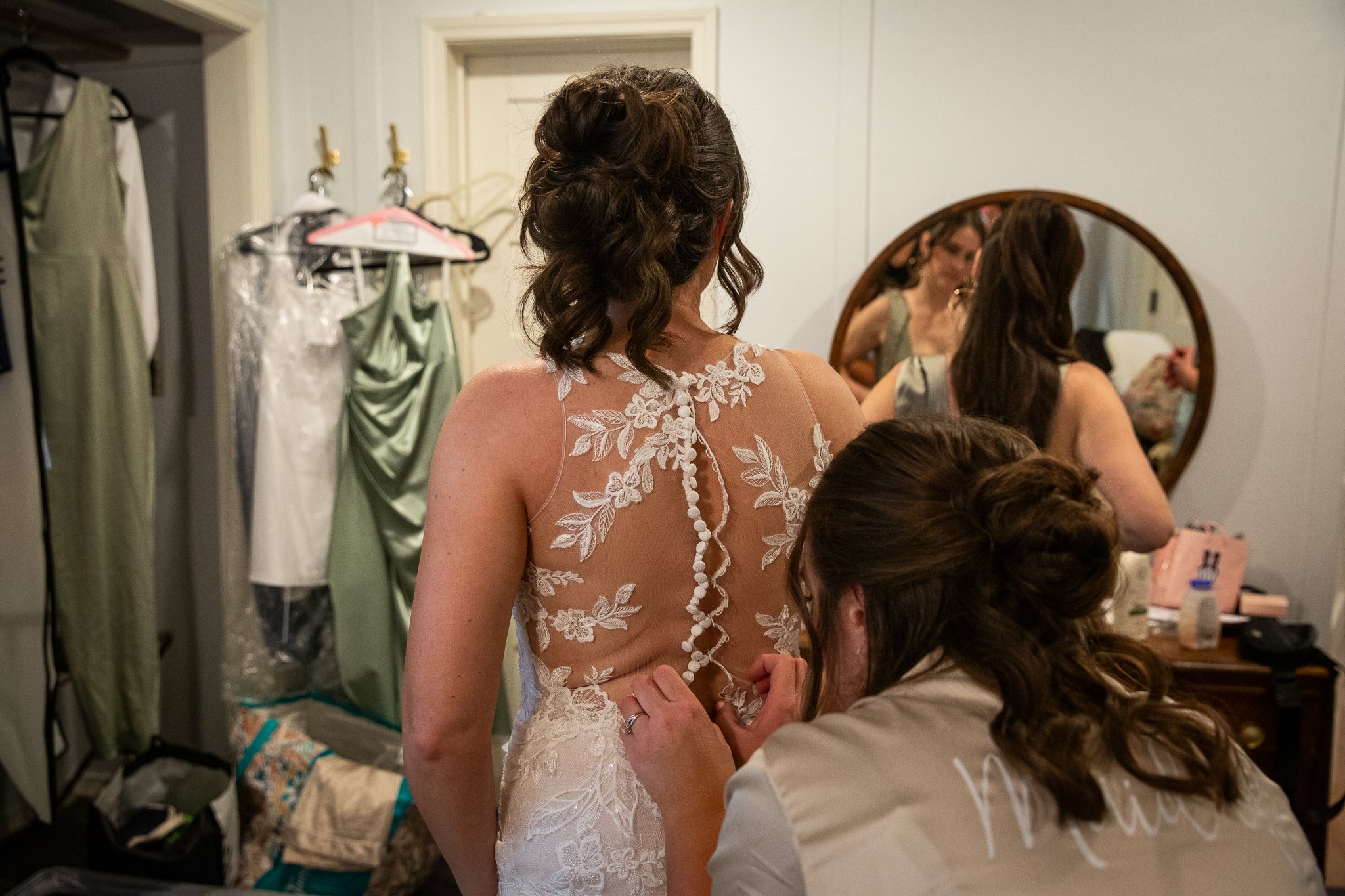 Sarah & Grady Preview-02.jpg