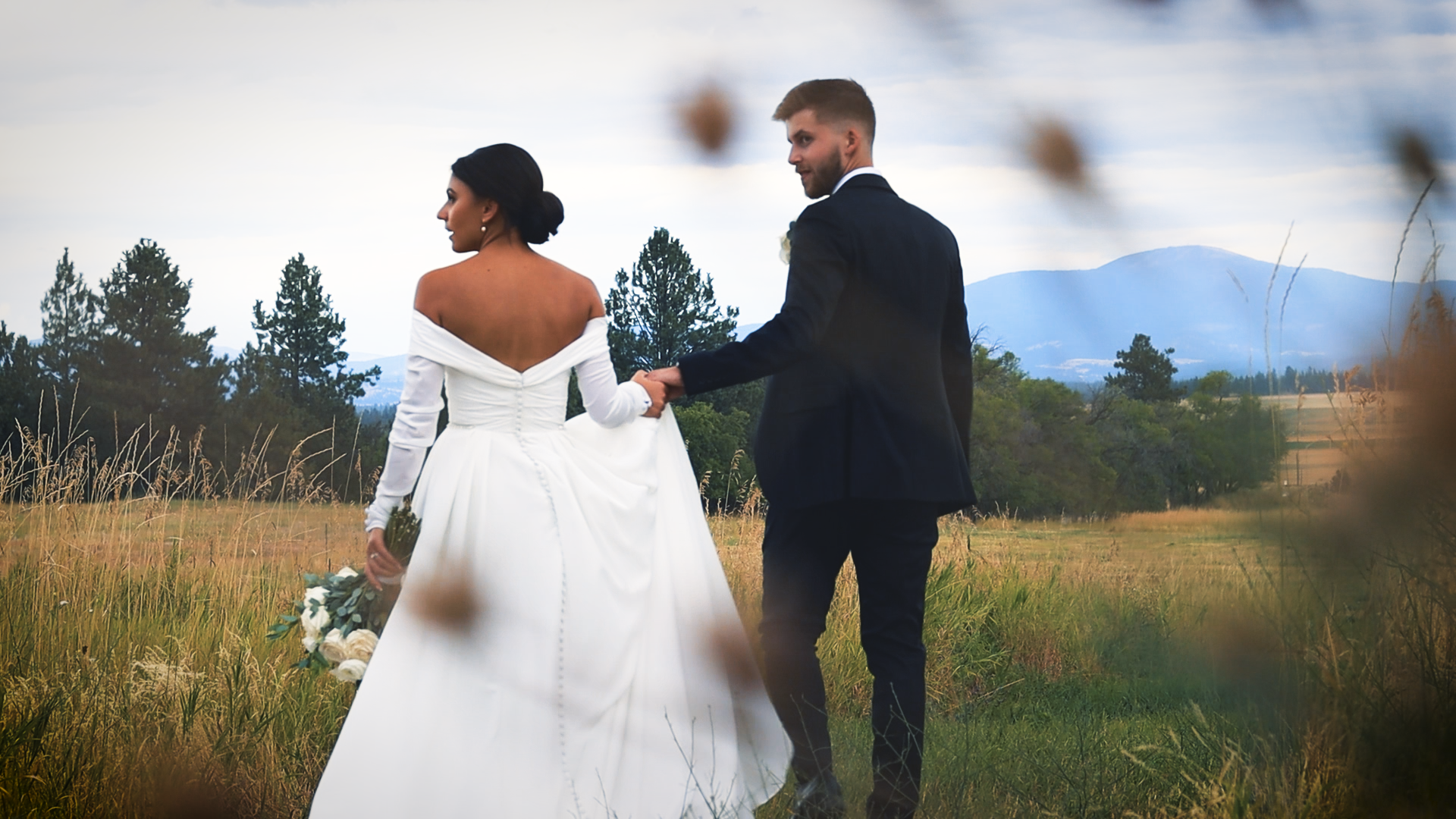 How To Find The Best Location For Your Engagement Photos.