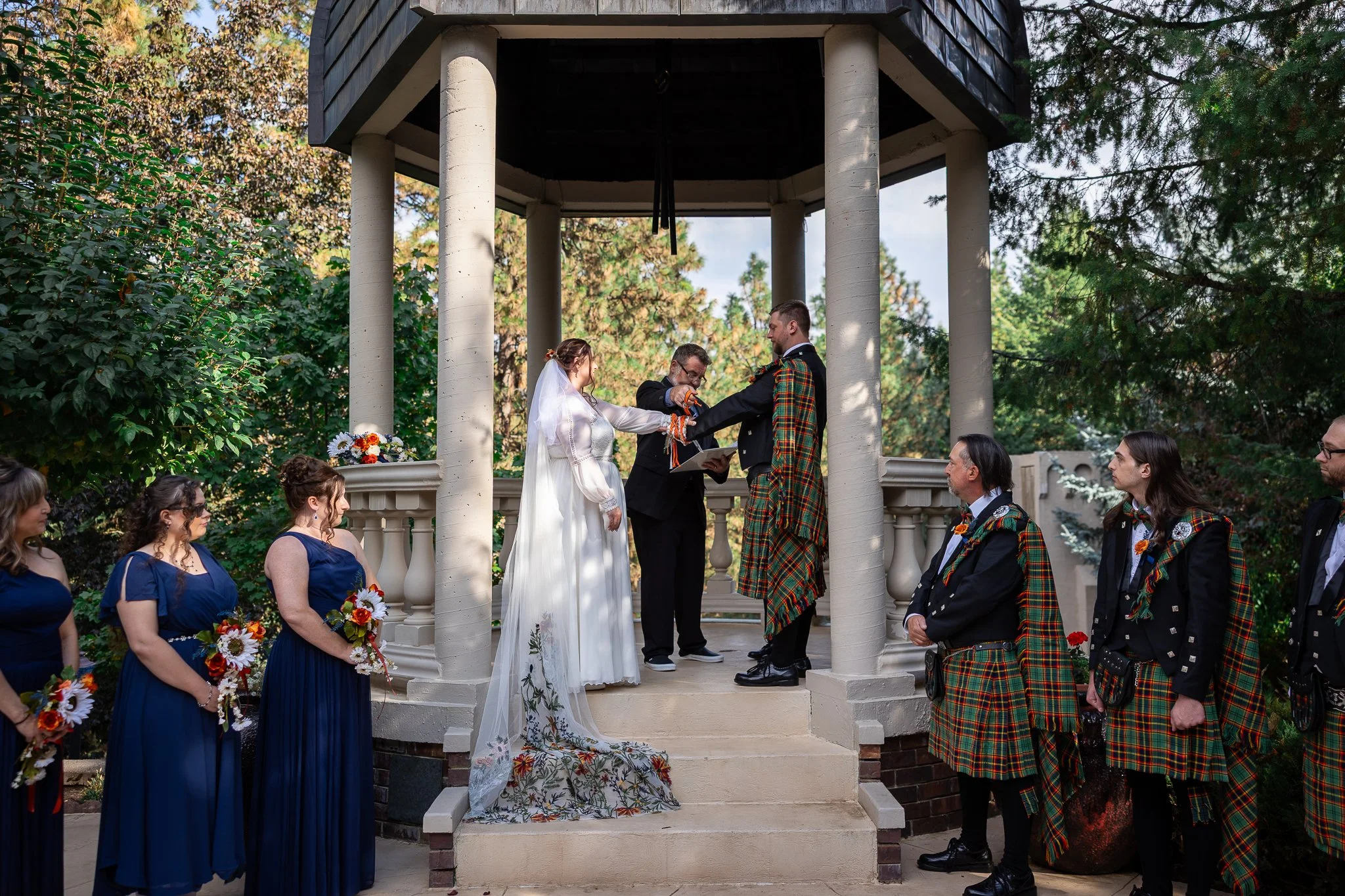 Cynthia & Mark Preview-05.jpg