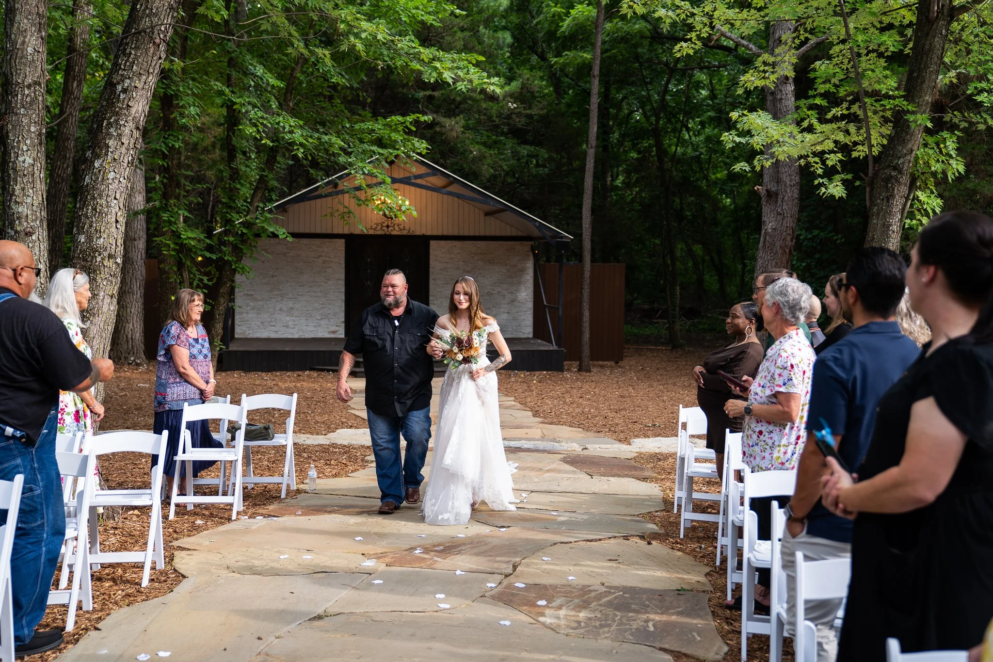 Hannah & Jon Sneak Peek-10.jpg