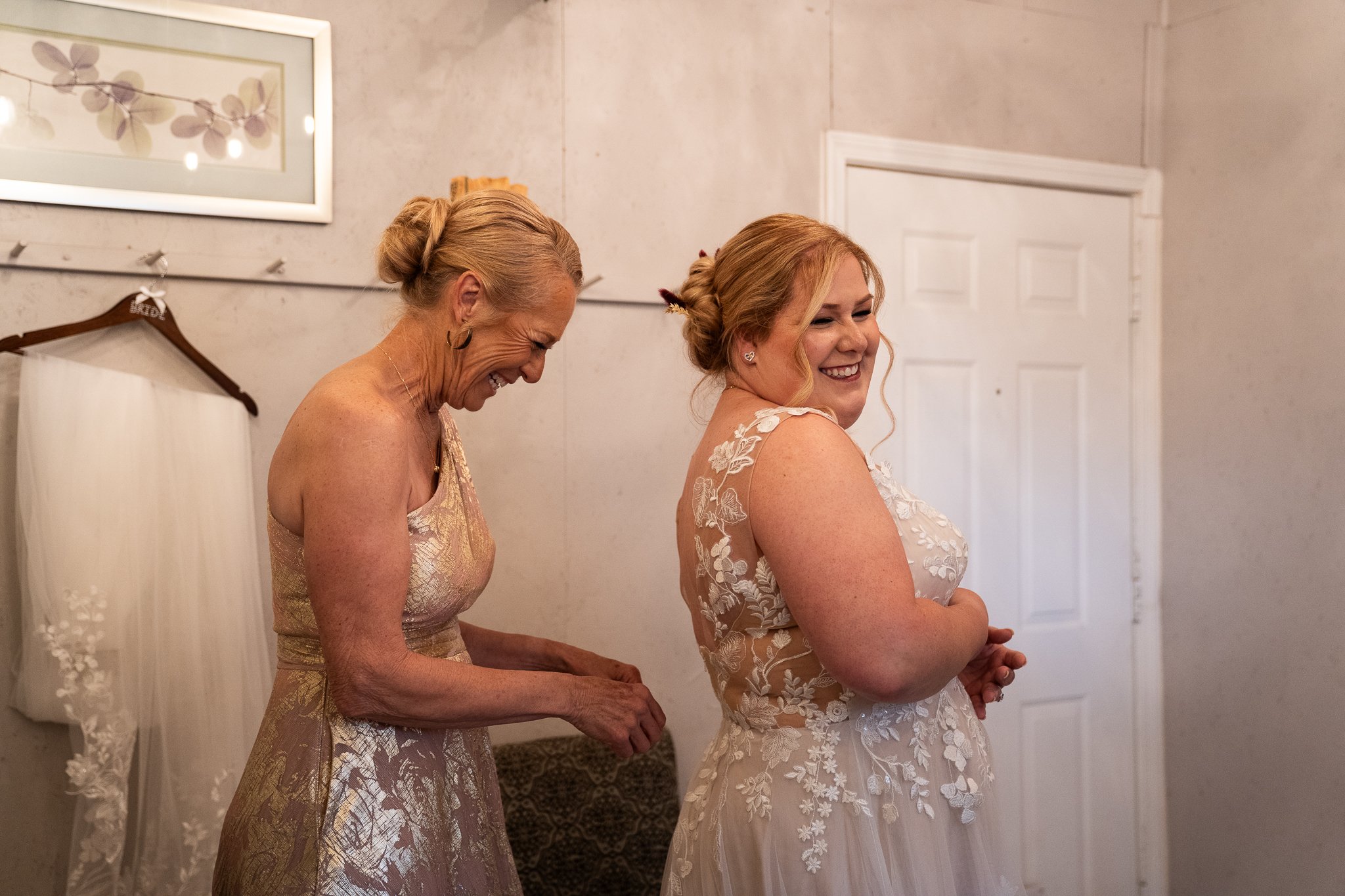 Carlisle & Chris Preview-14.jpg