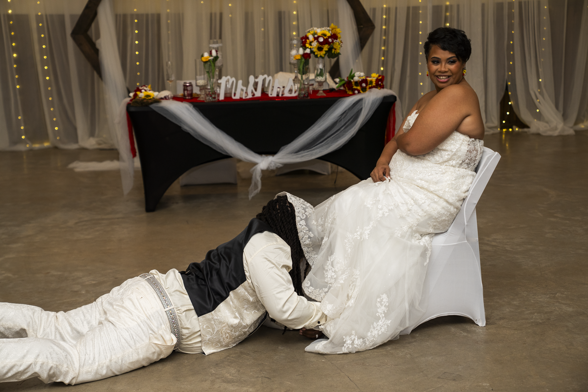 Lexis & Jonathan Sneak Peek-15.png