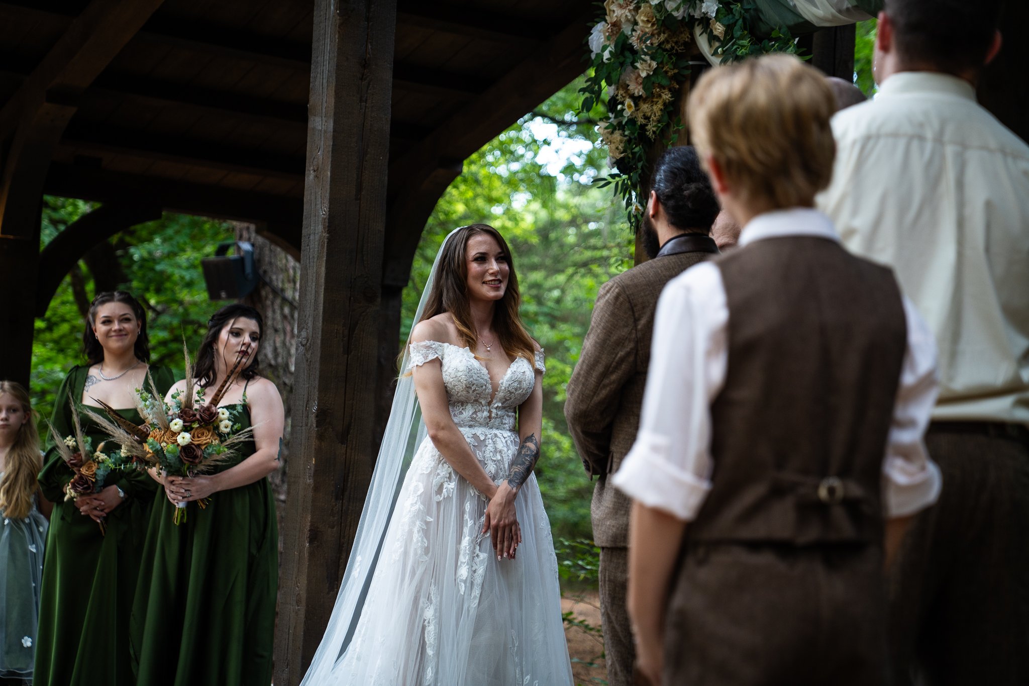 Hannah & Jon Sneak Peek-13.jpg