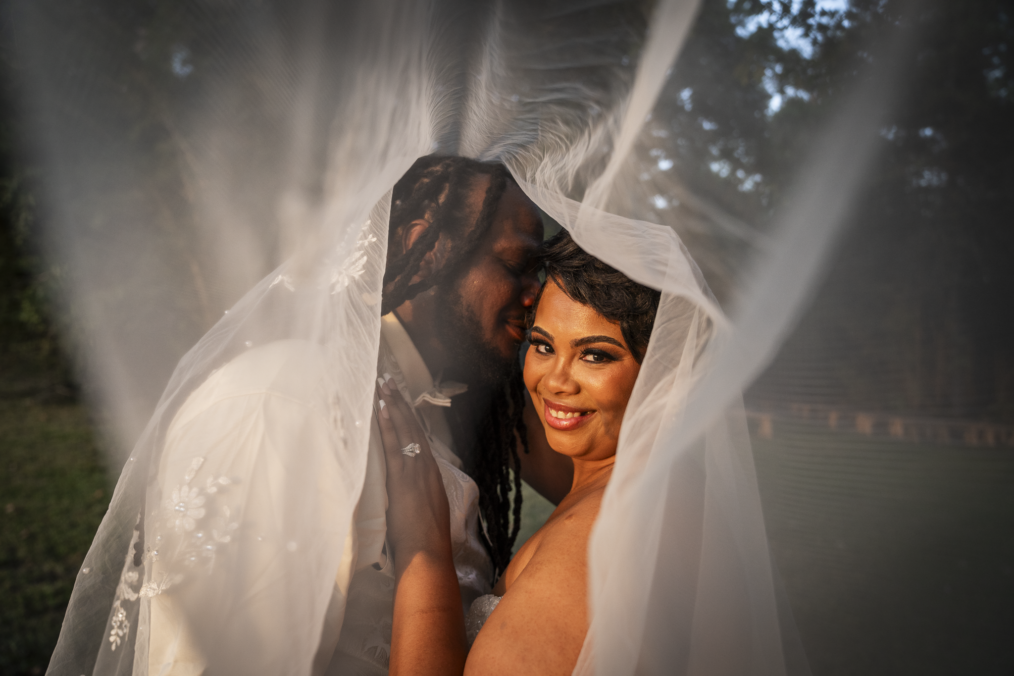 Lexis & Jonathan Sneak Peek-18.png