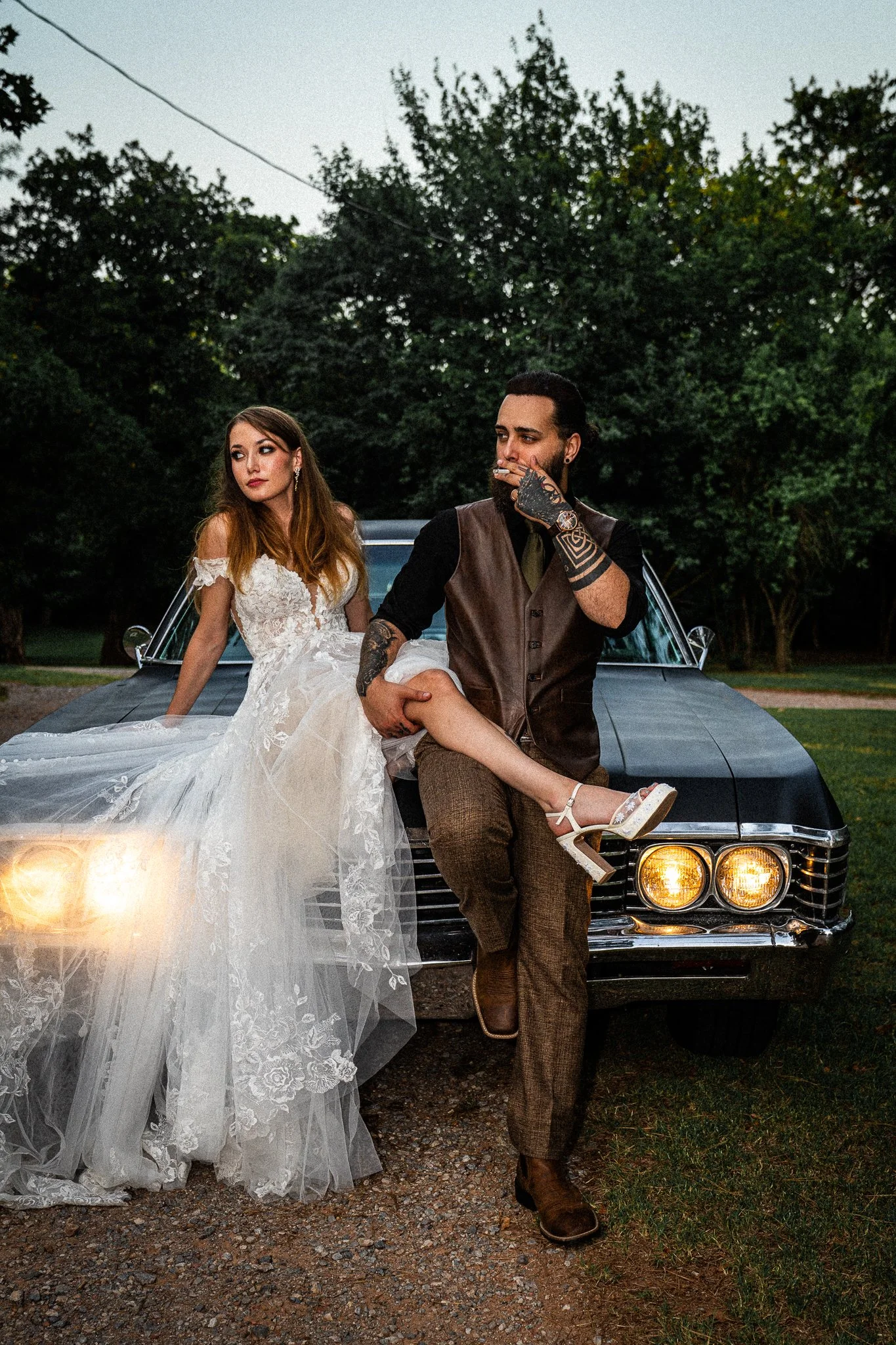 Hannah & Jon Sneak Peek-29.jpg