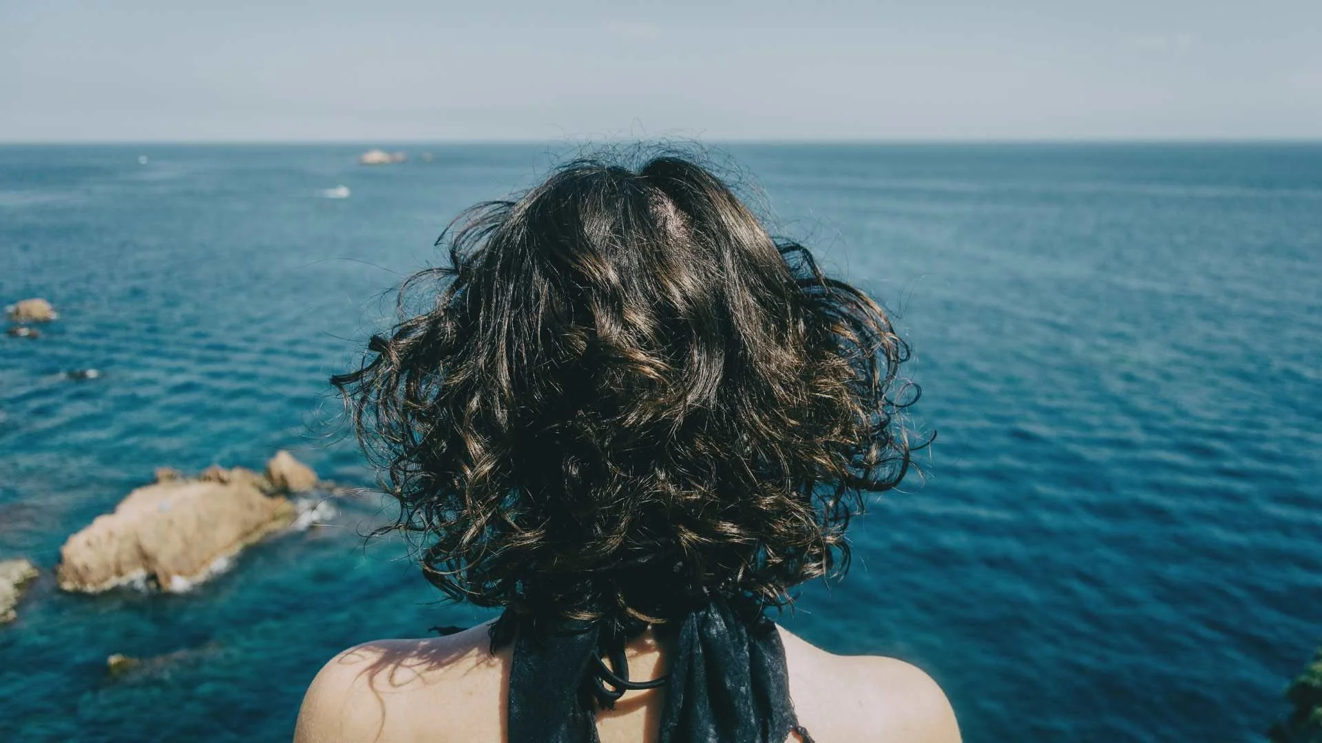 Finding Rhythm Beneath the Surface: Emotional Flow and Inner Balance