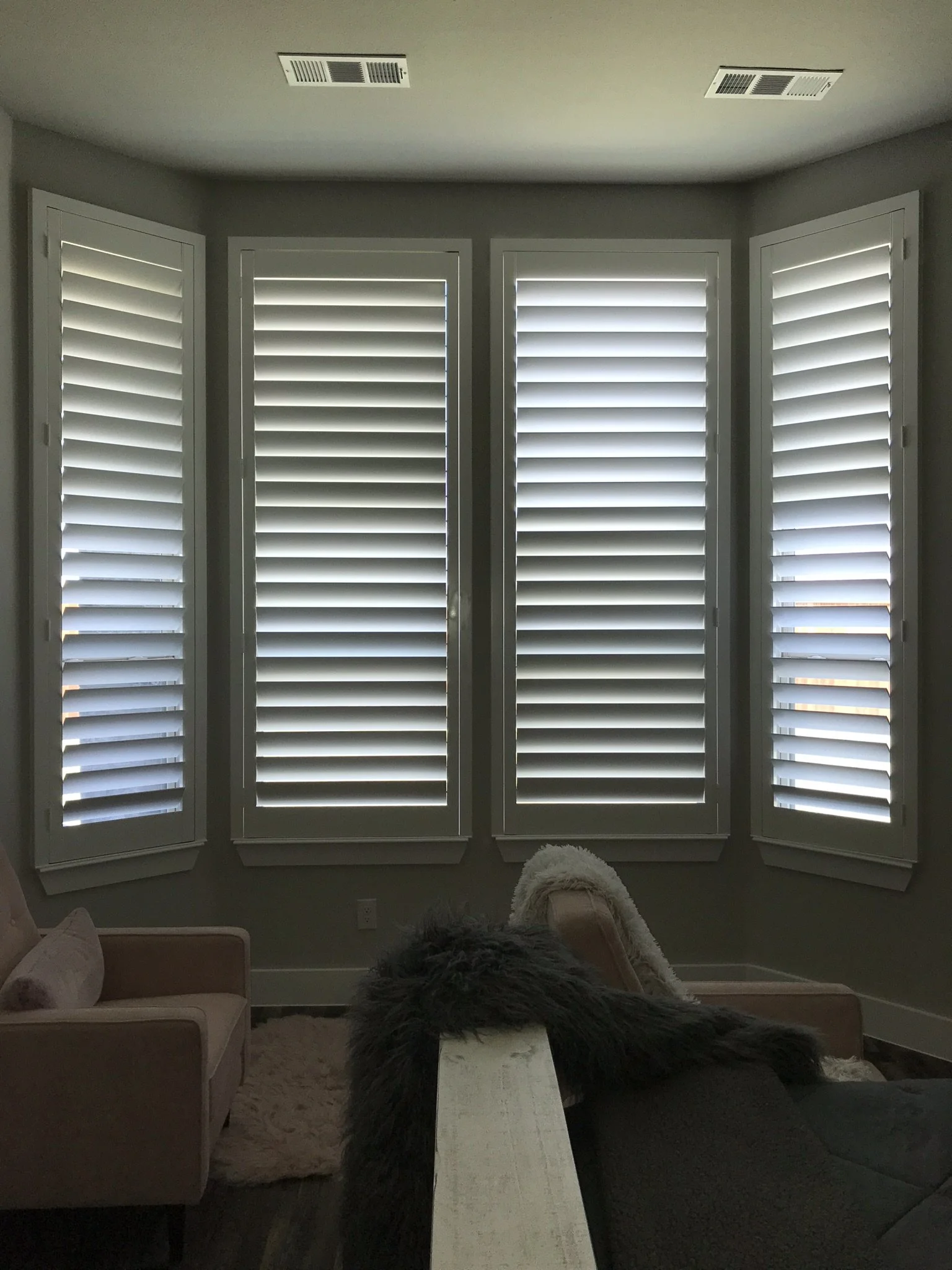 Wood shutters with rear hidden tilt, 4 1/2" louvers, SW Pure White, no divider rails.