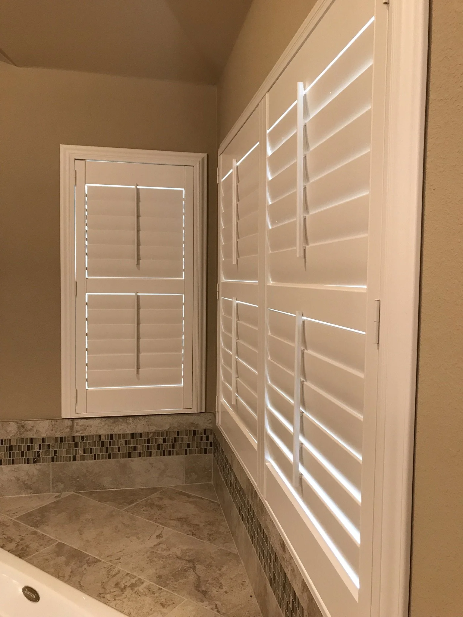 Hunter Douglas Palm Beach Polysatin Vinyl Shutters, 3 1/2" louvers, White Silk, divider rails, front tilt rods, Colonial Z frame, 1 panel and 2 panels, faux shutters.