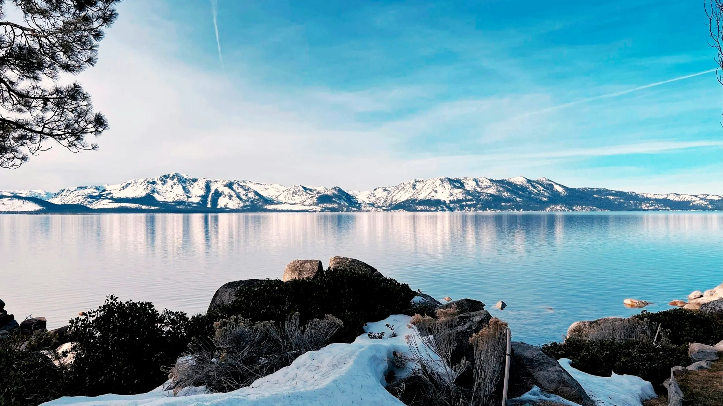 A horizon view of Lake Tahoe