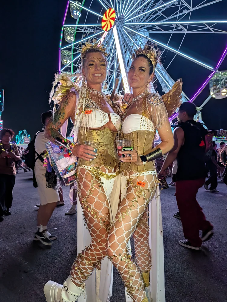 Golden angels