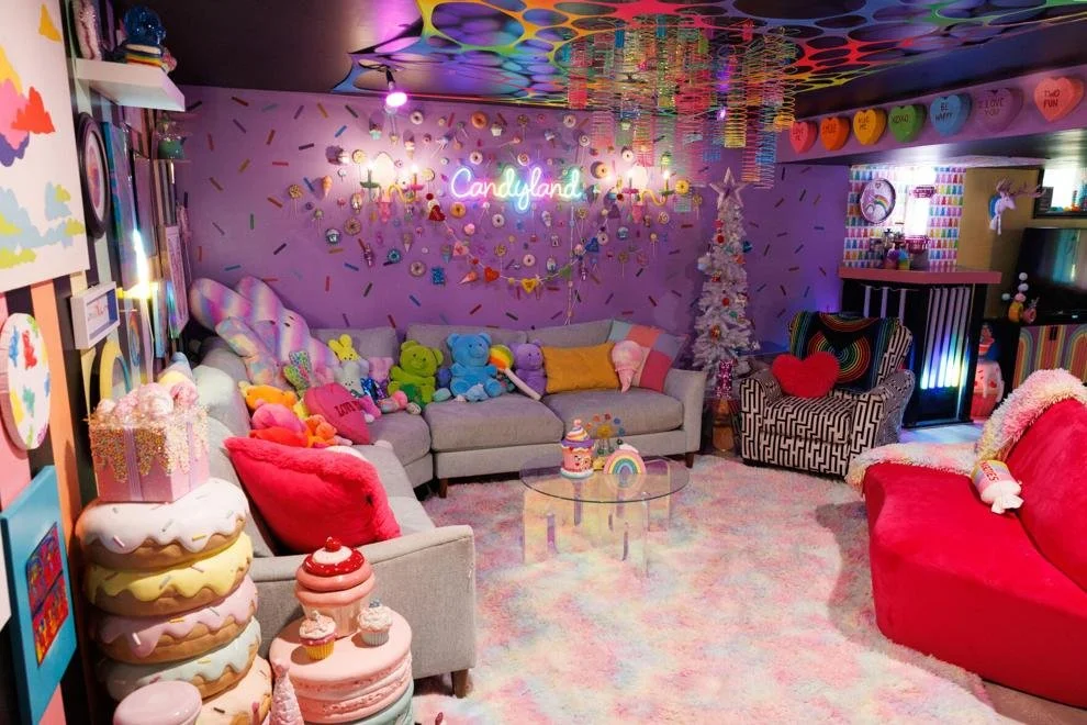 Candyland room in pastel rainbow