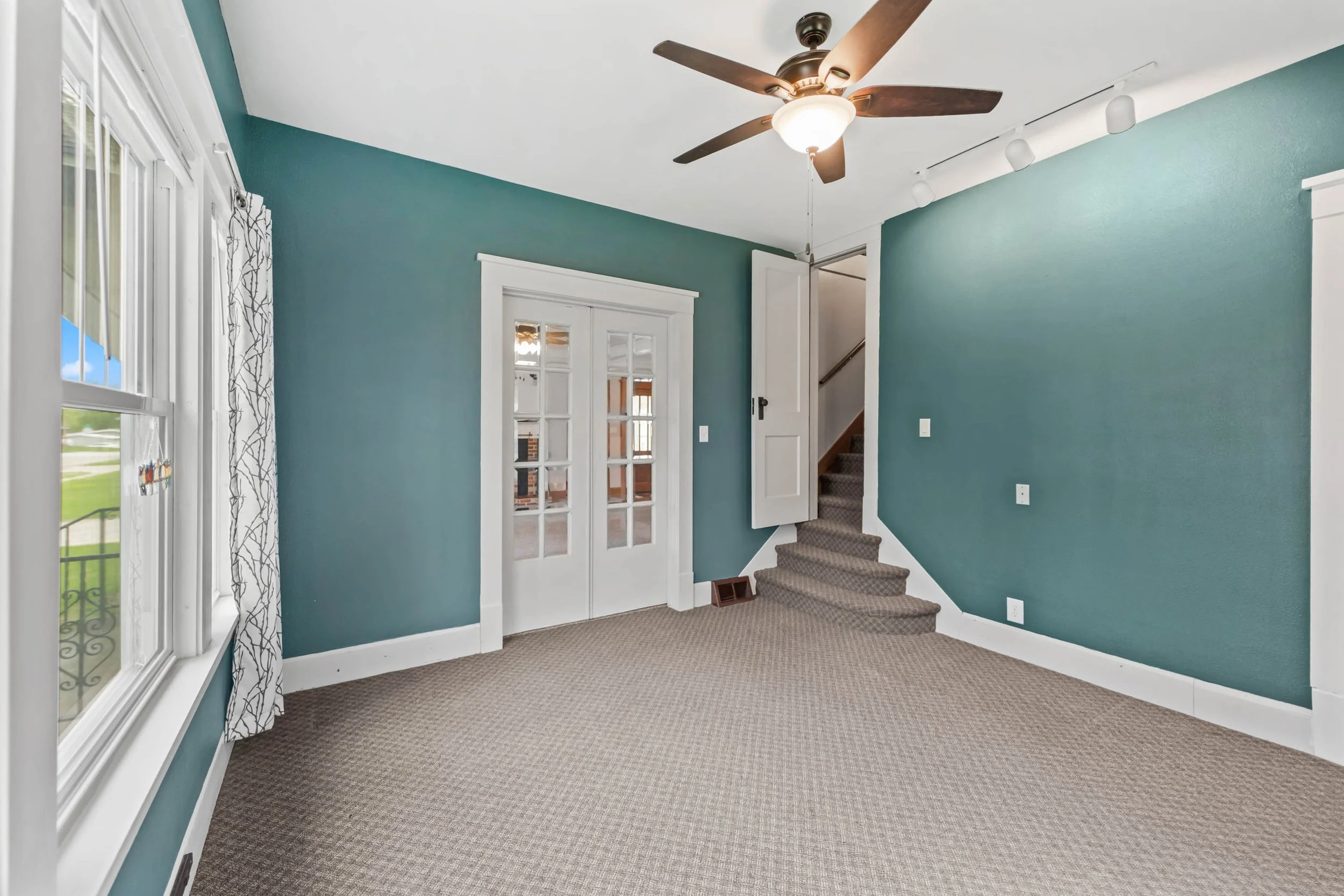 105WRippeyAve-31.jpg
