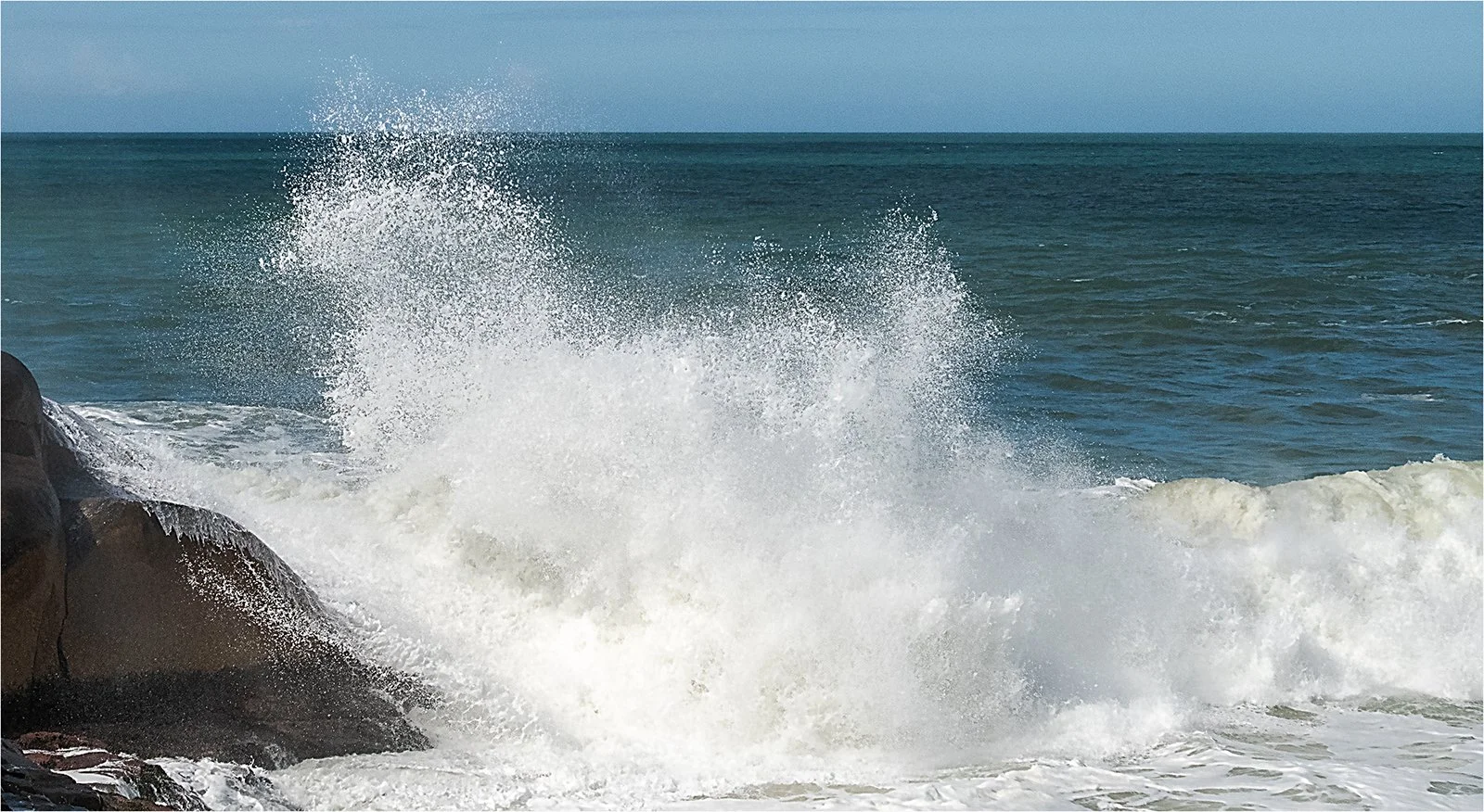 Crashing Wave - Peter Engelhardt