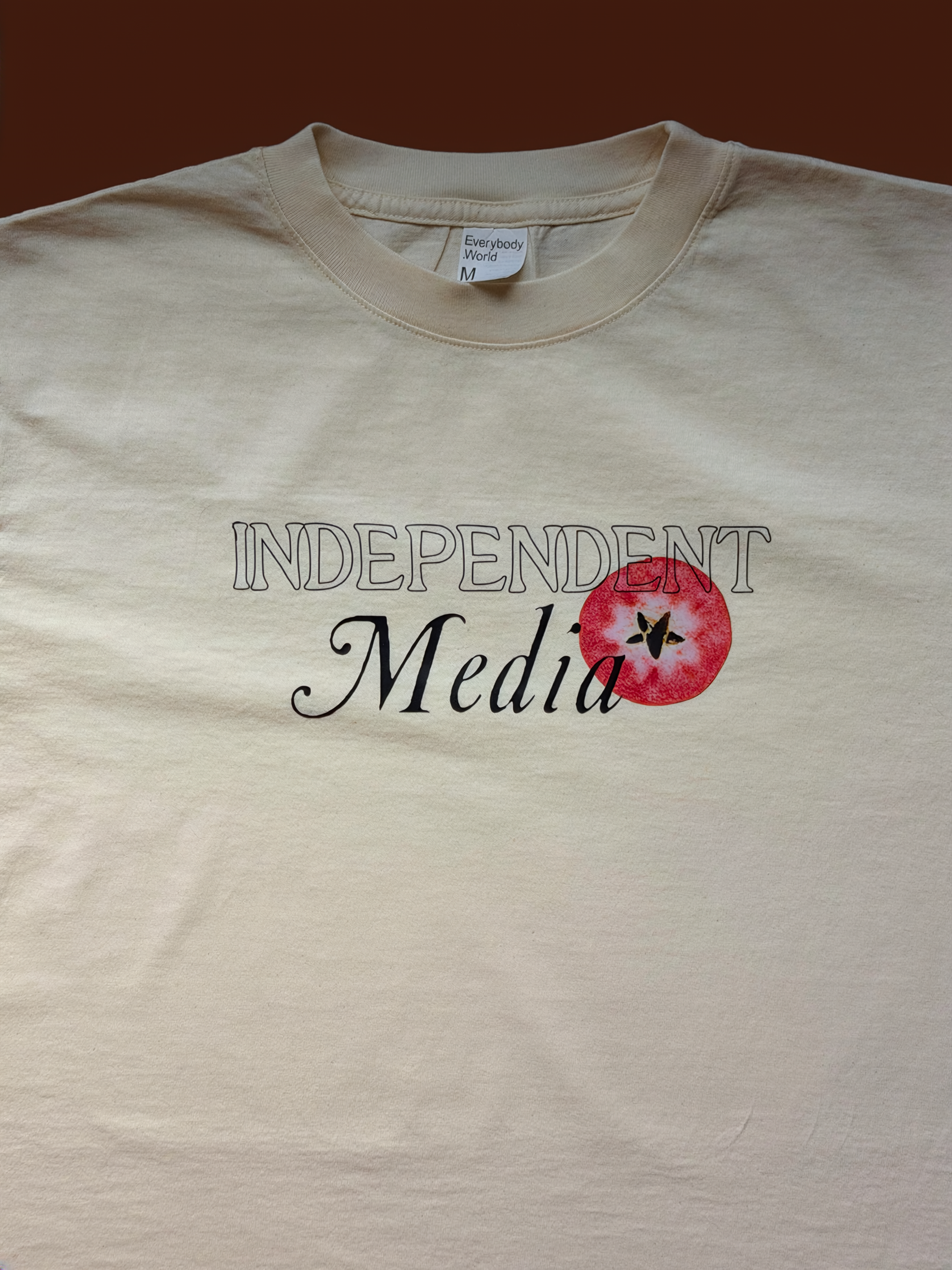 TSHIRT_CLOSEUP.png