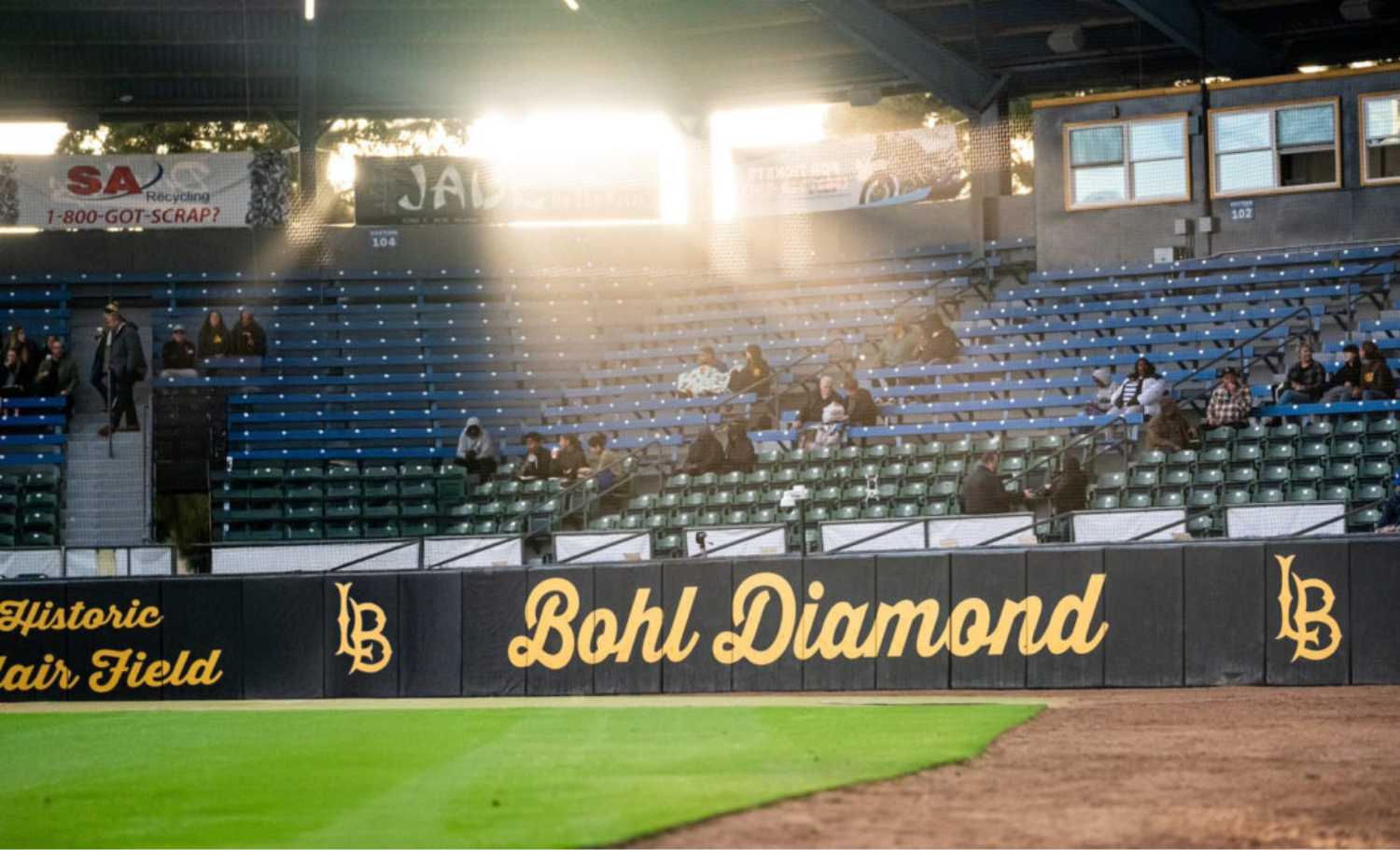 The562 - City council approves Long Beach Baseball Club