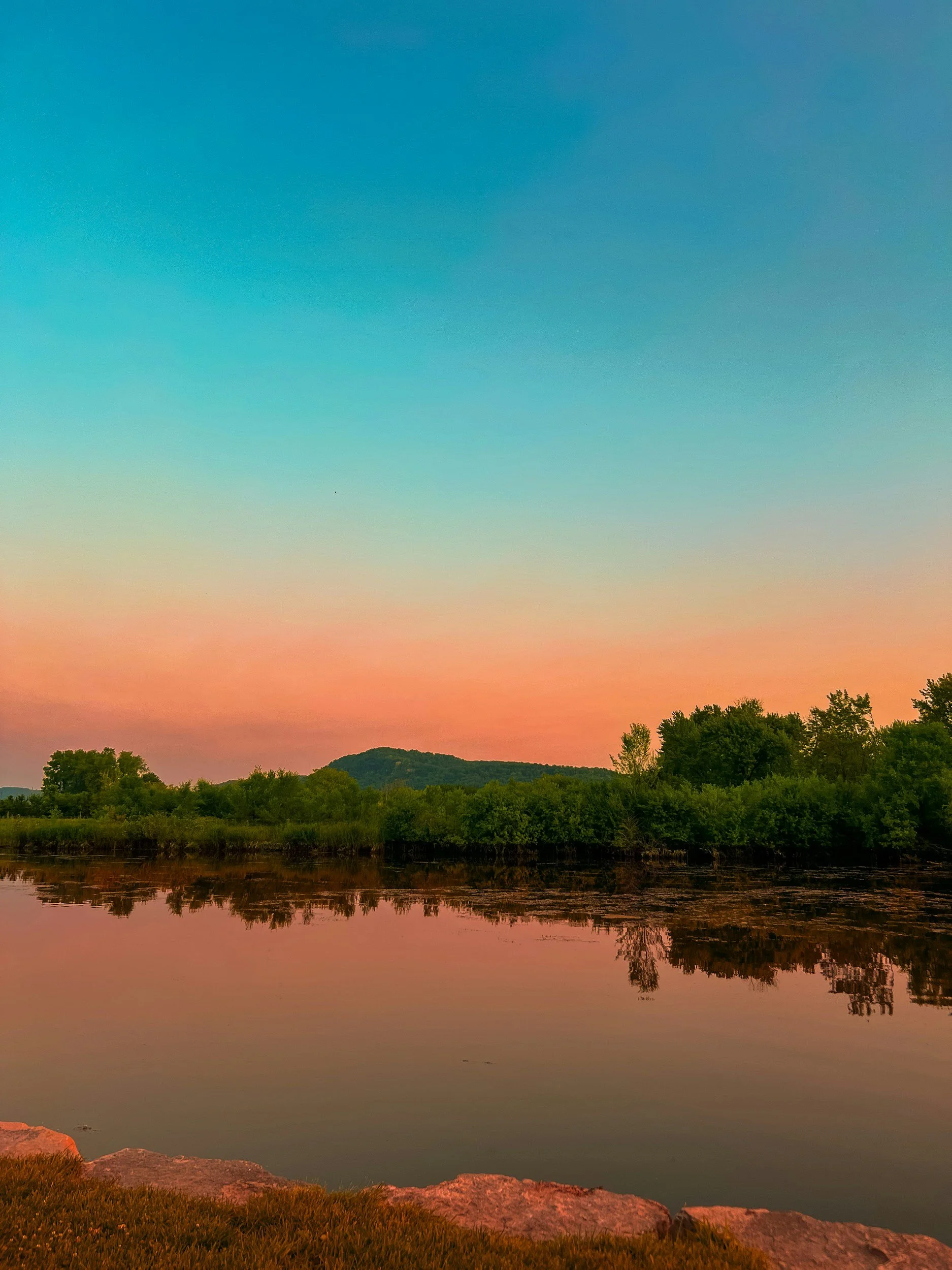Orange to blue sunset in Trempealeau Wildlife Refuge.