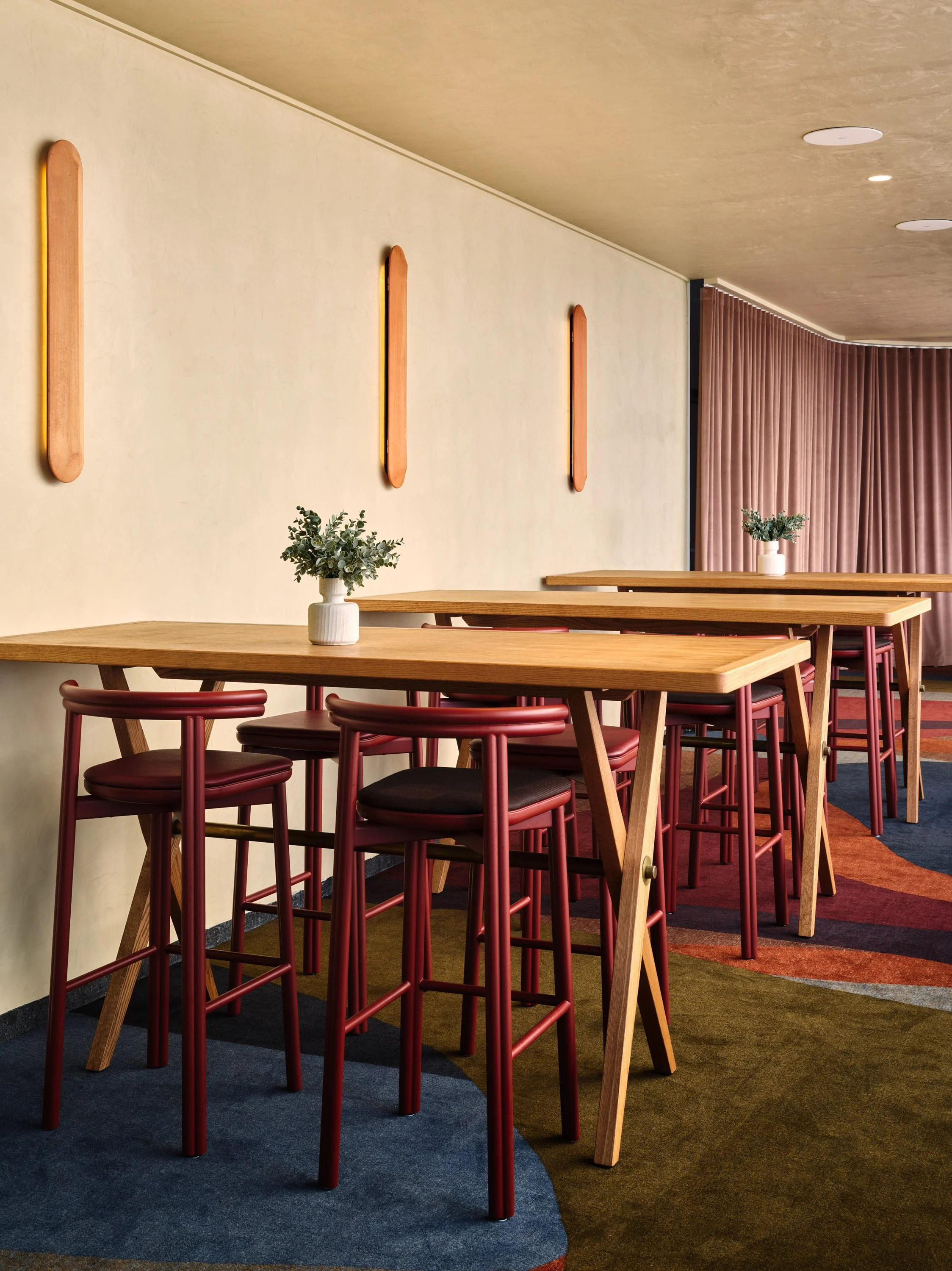 FyberGroup_CruiseBar_StevenWoodburn_2.jpg
