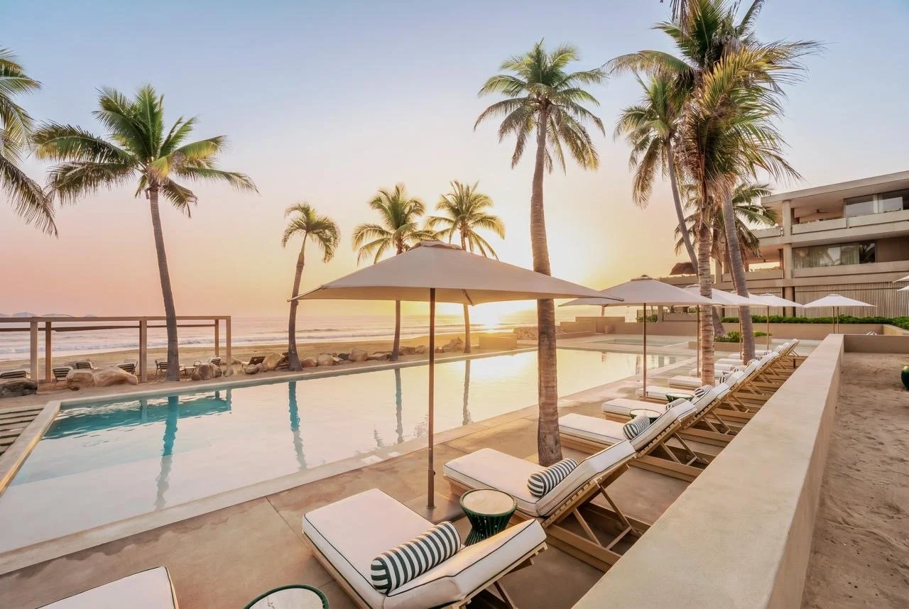 Propiedades Frente al Mar en Zihuatanejo: Lo que Debes Saber Antes de Comprar