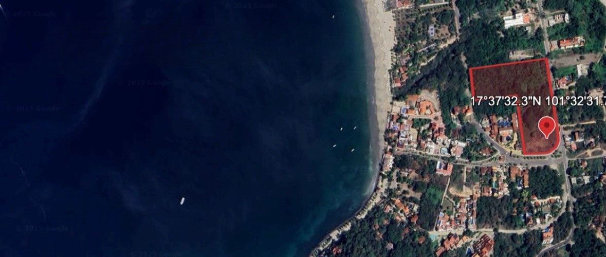 Opportunity for unique development land in Zihuatanejo