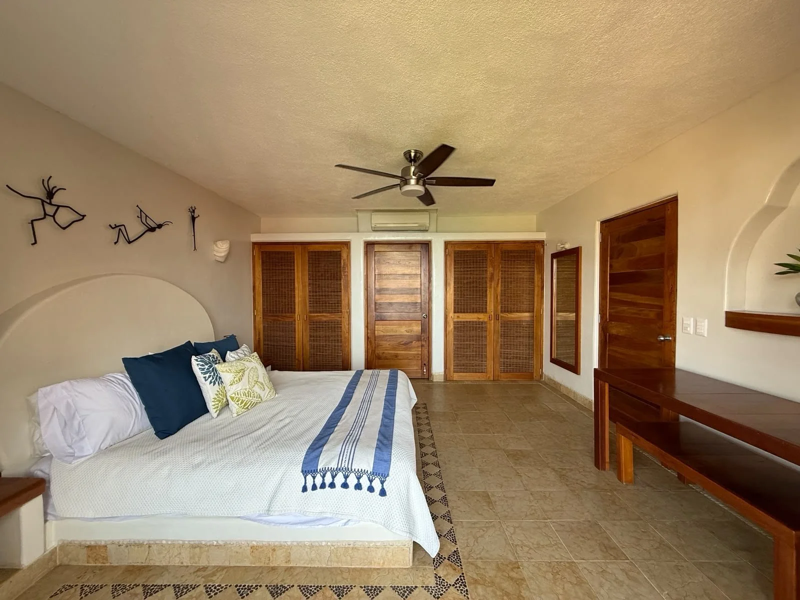 casa-que-ve-al-mar-1-zihuatanejo-7.JPG