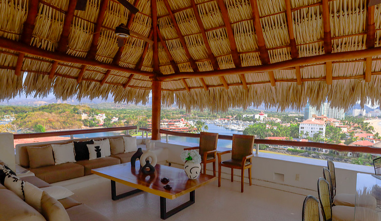PORTO IXTAPA 40.15.png