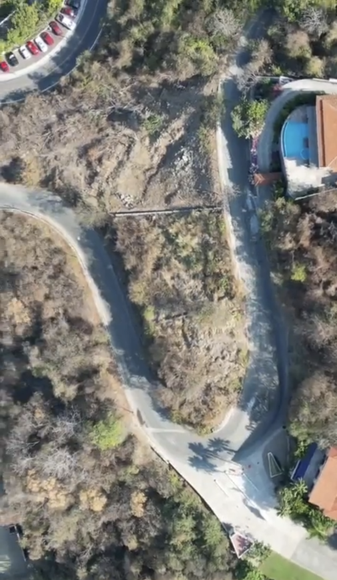 L15M10 above view .png