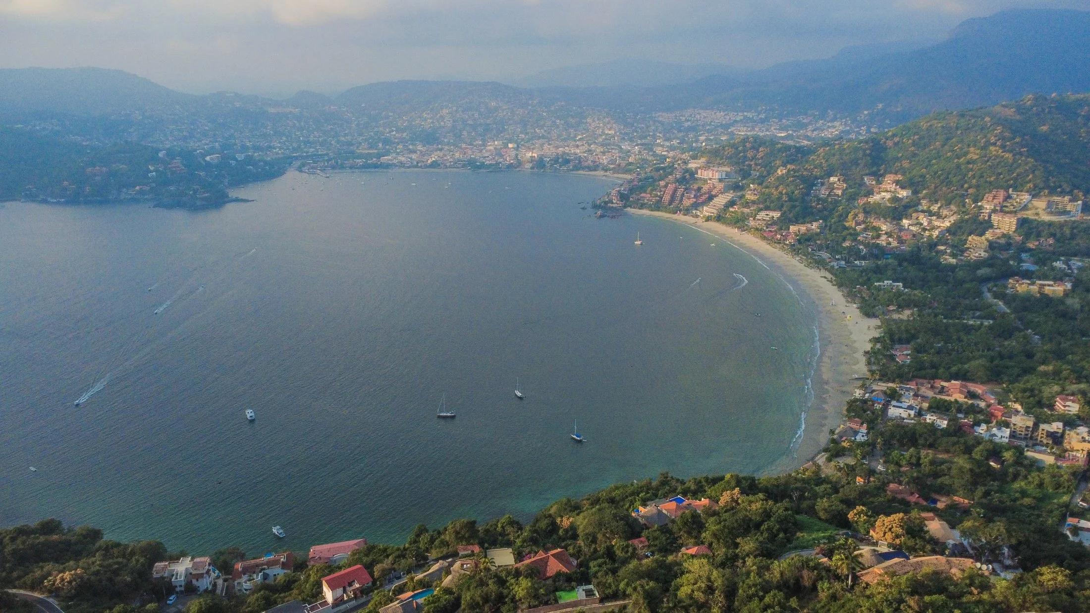 Panoramic view of Zihuatanejo Bay from the elevated hills of Cerro del Vigía.