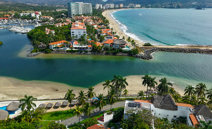 PORTO IXTAPA 38.22.png