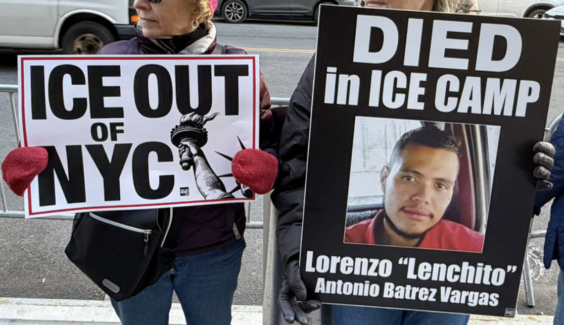 Weekly silent Vigil at Federal Plaza (Copy)