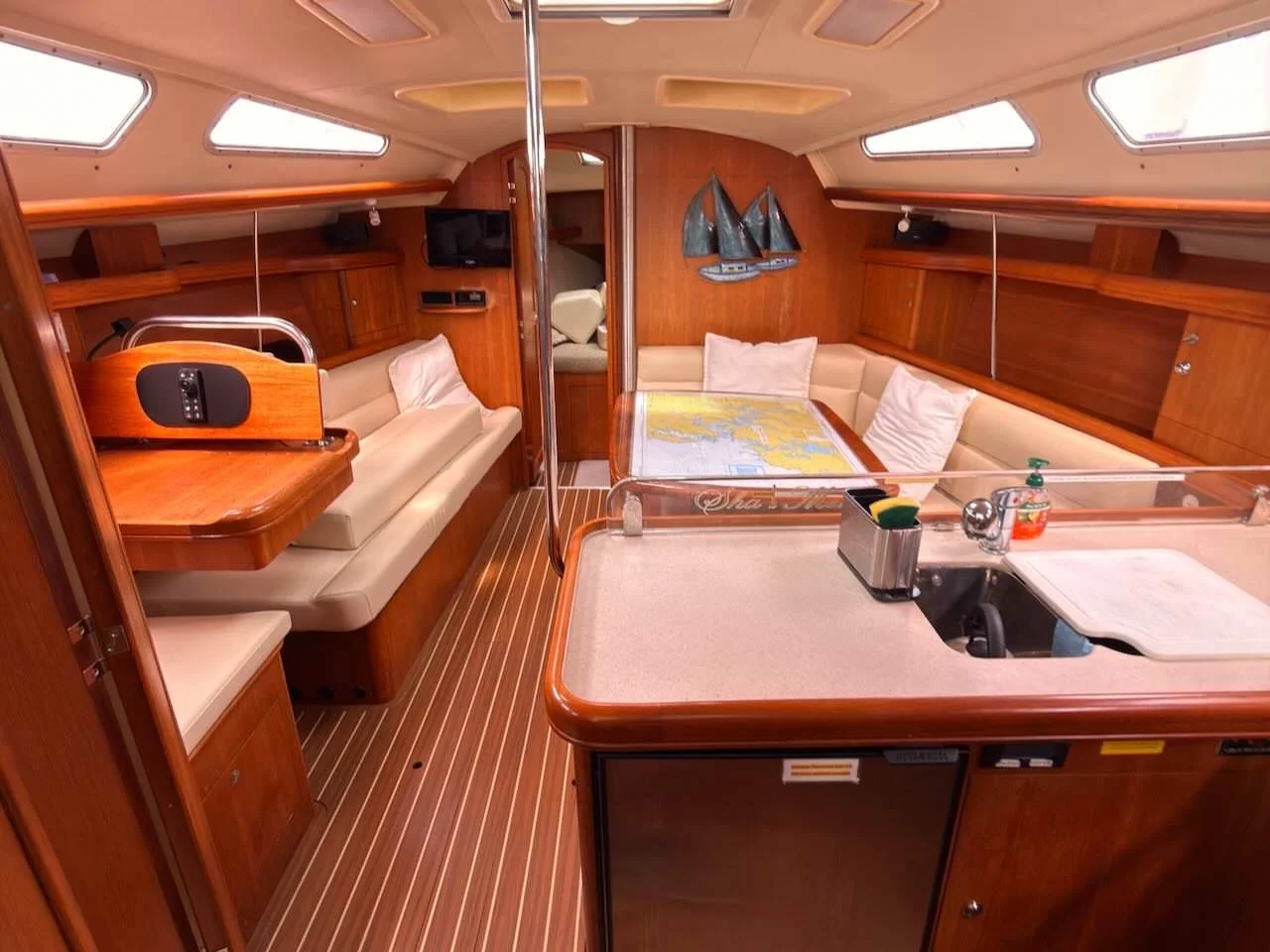 Sha Meduza Website - 7 of 14.jpeg