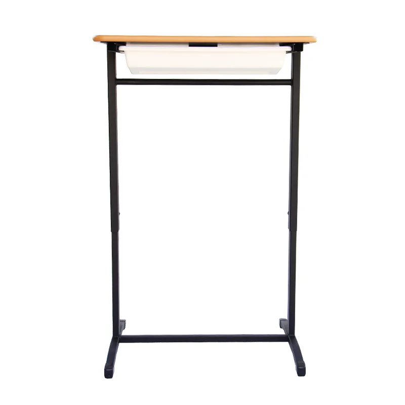 senior_desk_3.jpg