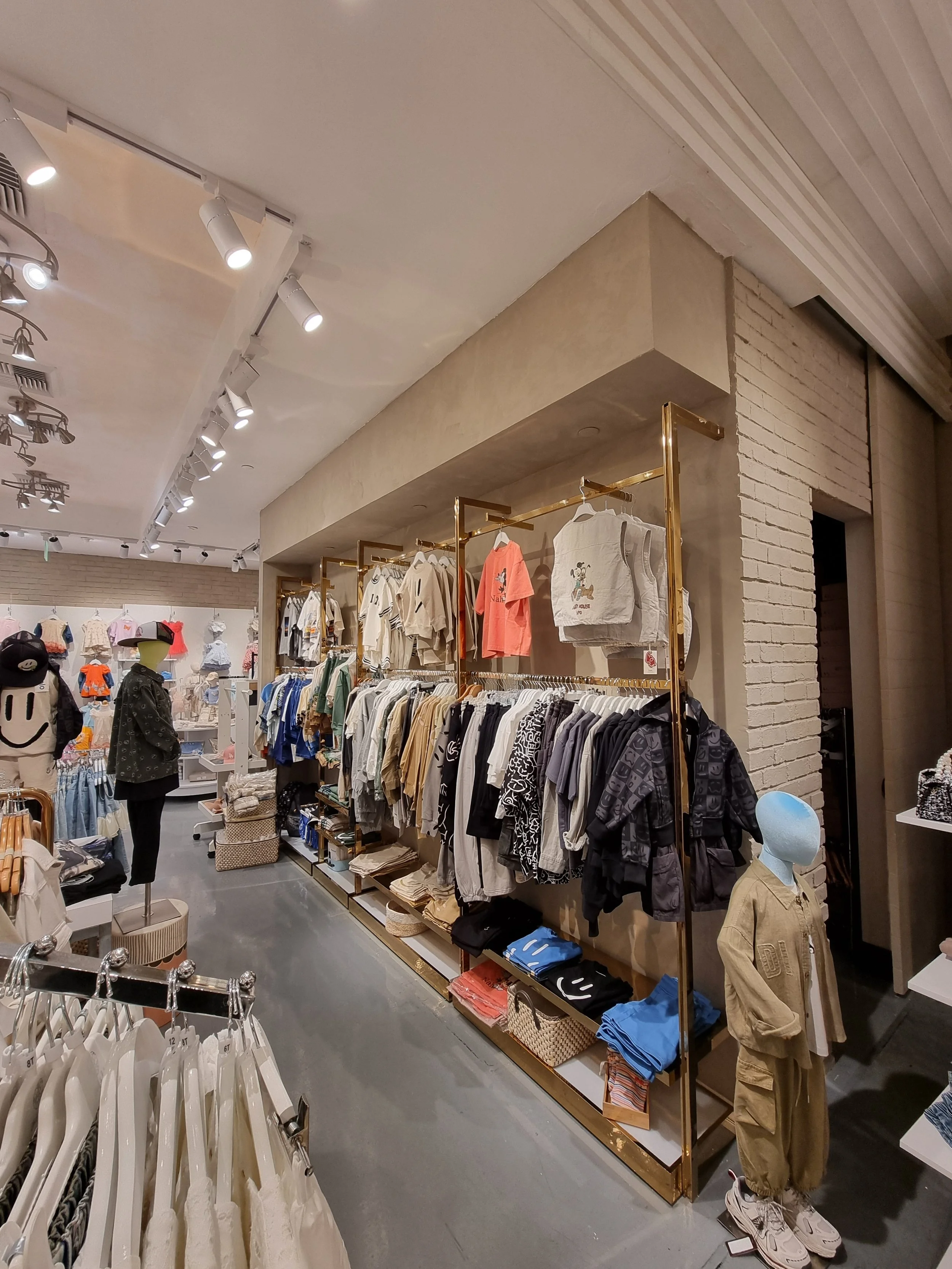 Lime Wash 🌿 (Natural mineral finish)