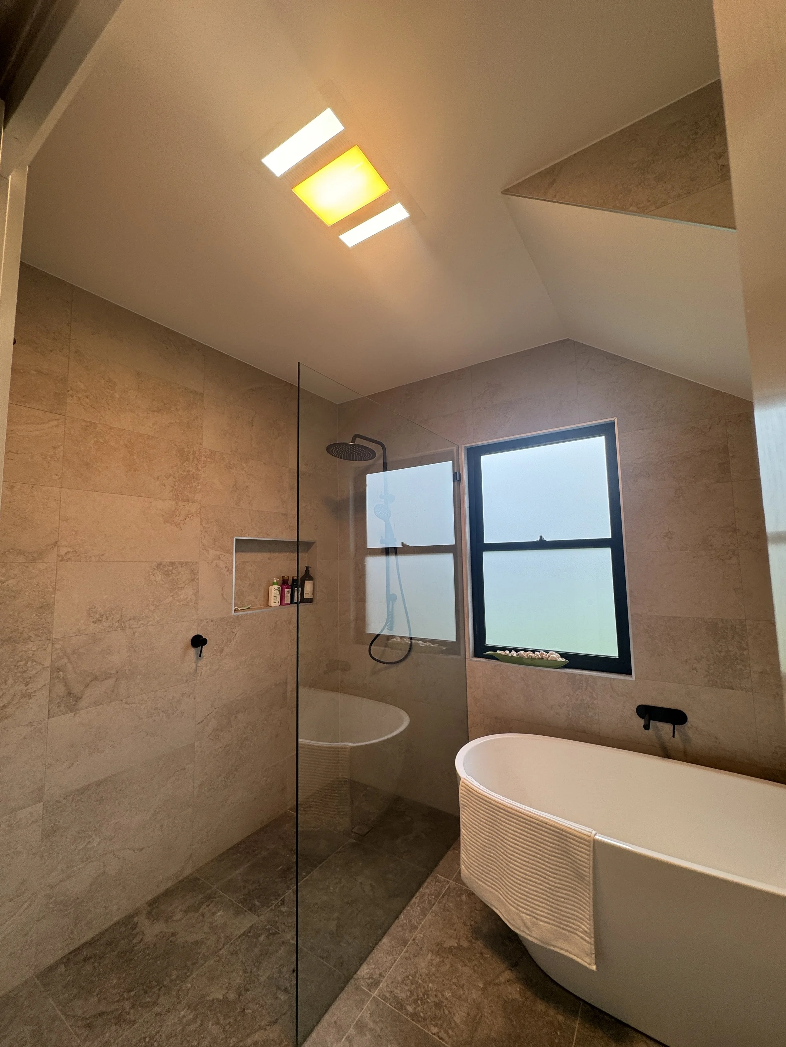 Bathroom lighting and IXL