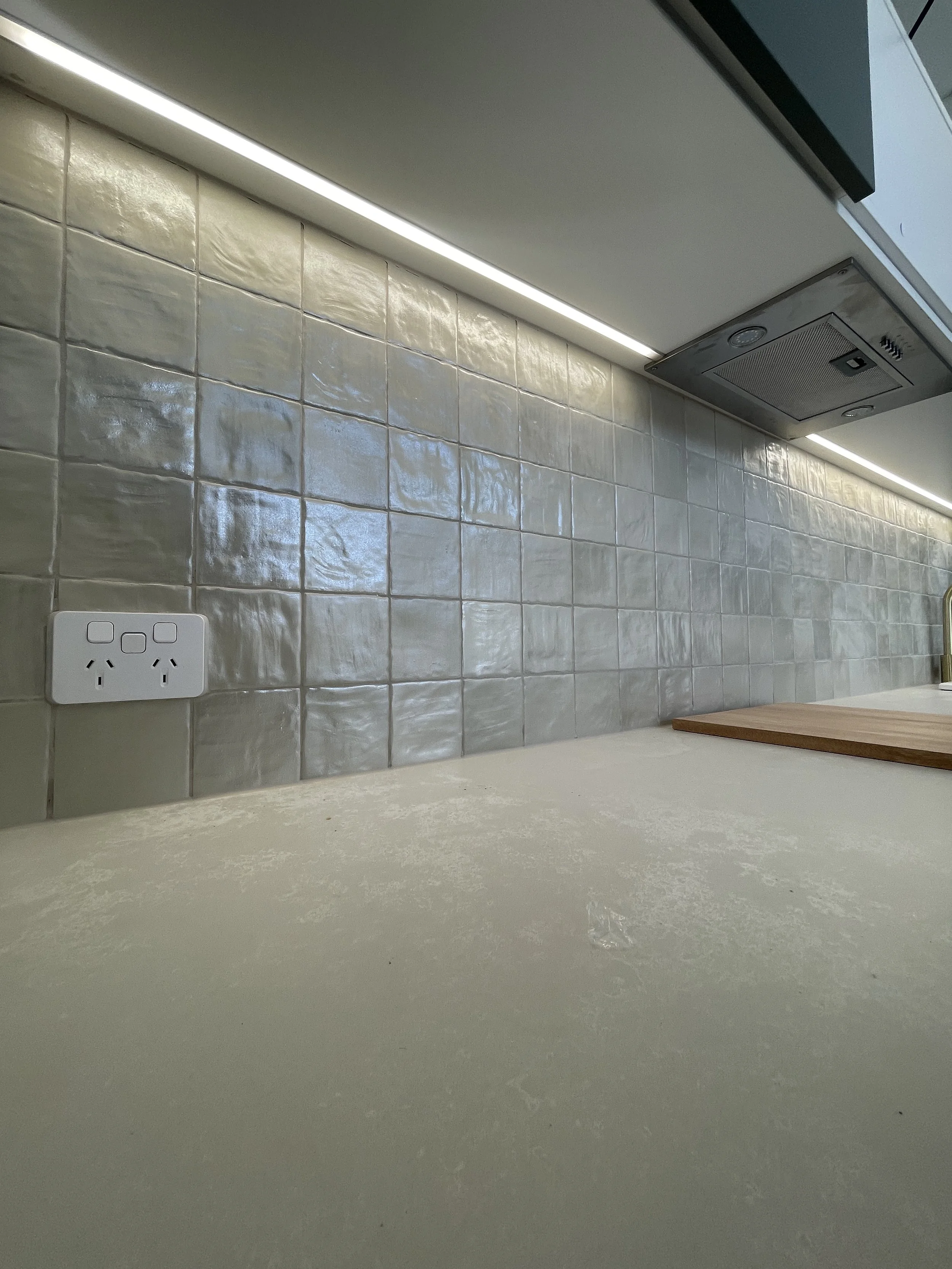 kictehn powerpoint and switch with led strip lighting cowley electrical