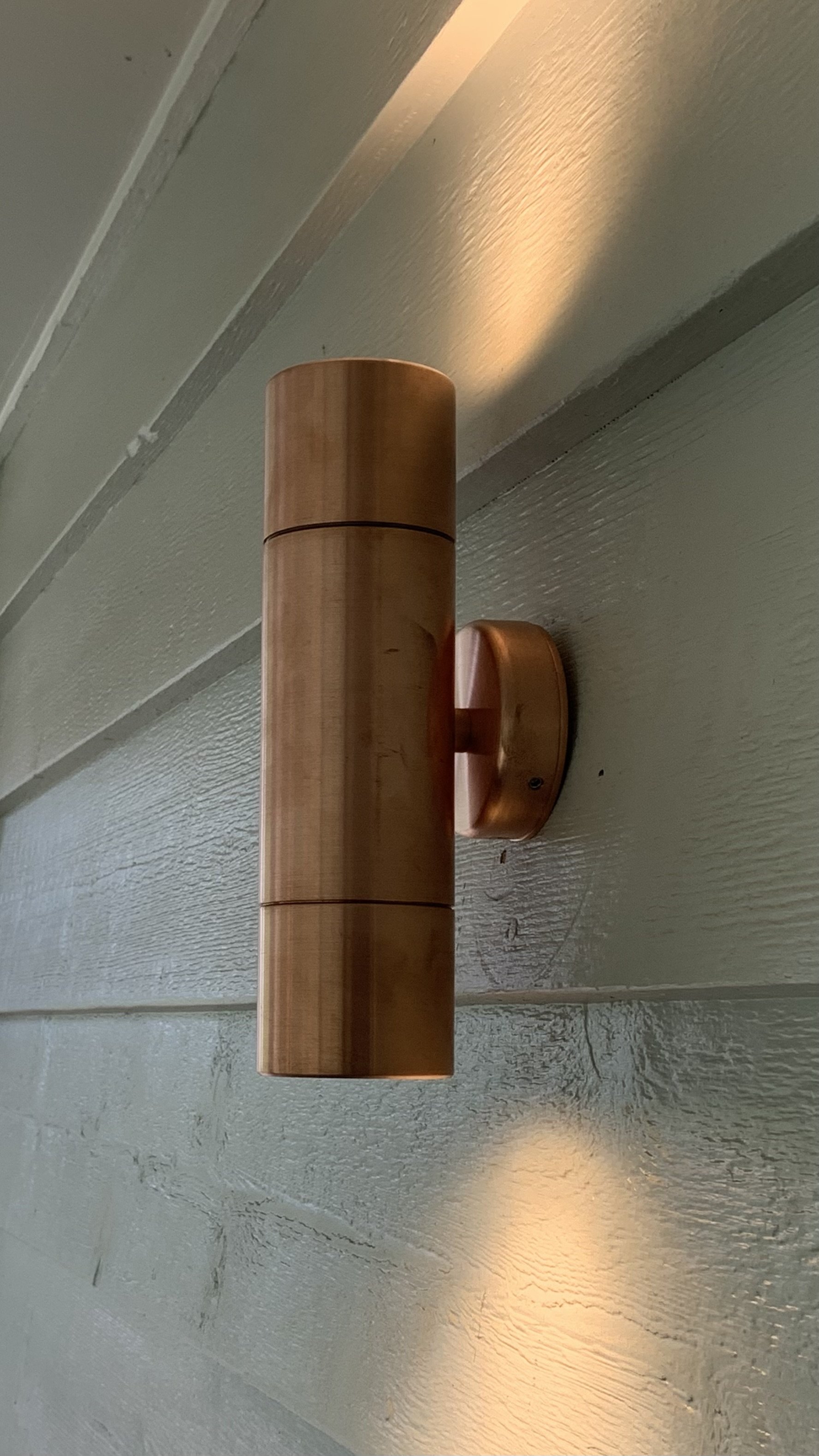 outside wall light  - Cowley Electrical installation