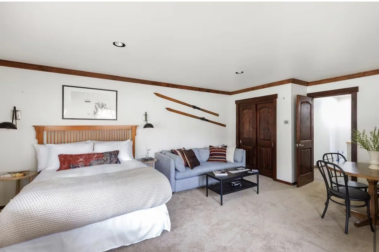 The Deluxe Studio Suite